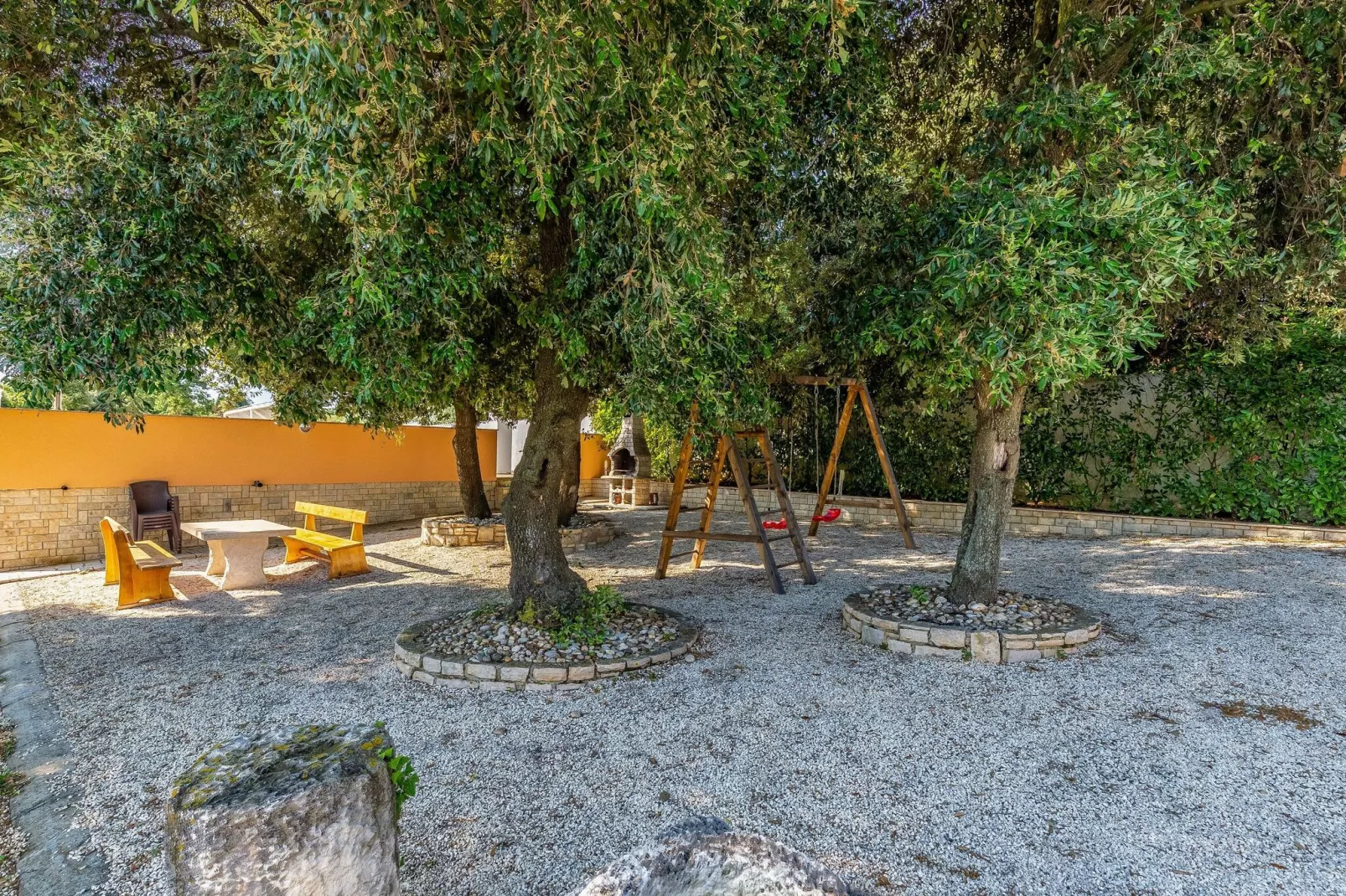 Apartman 1  4pax-Gardens summer