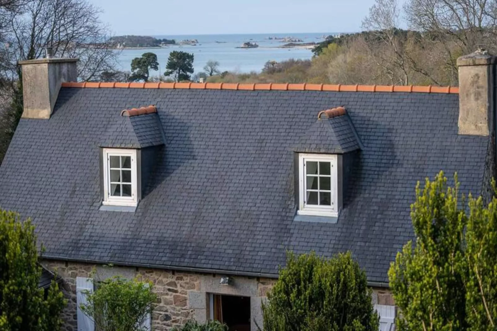 Maison à Plougrescant-Image-tags.