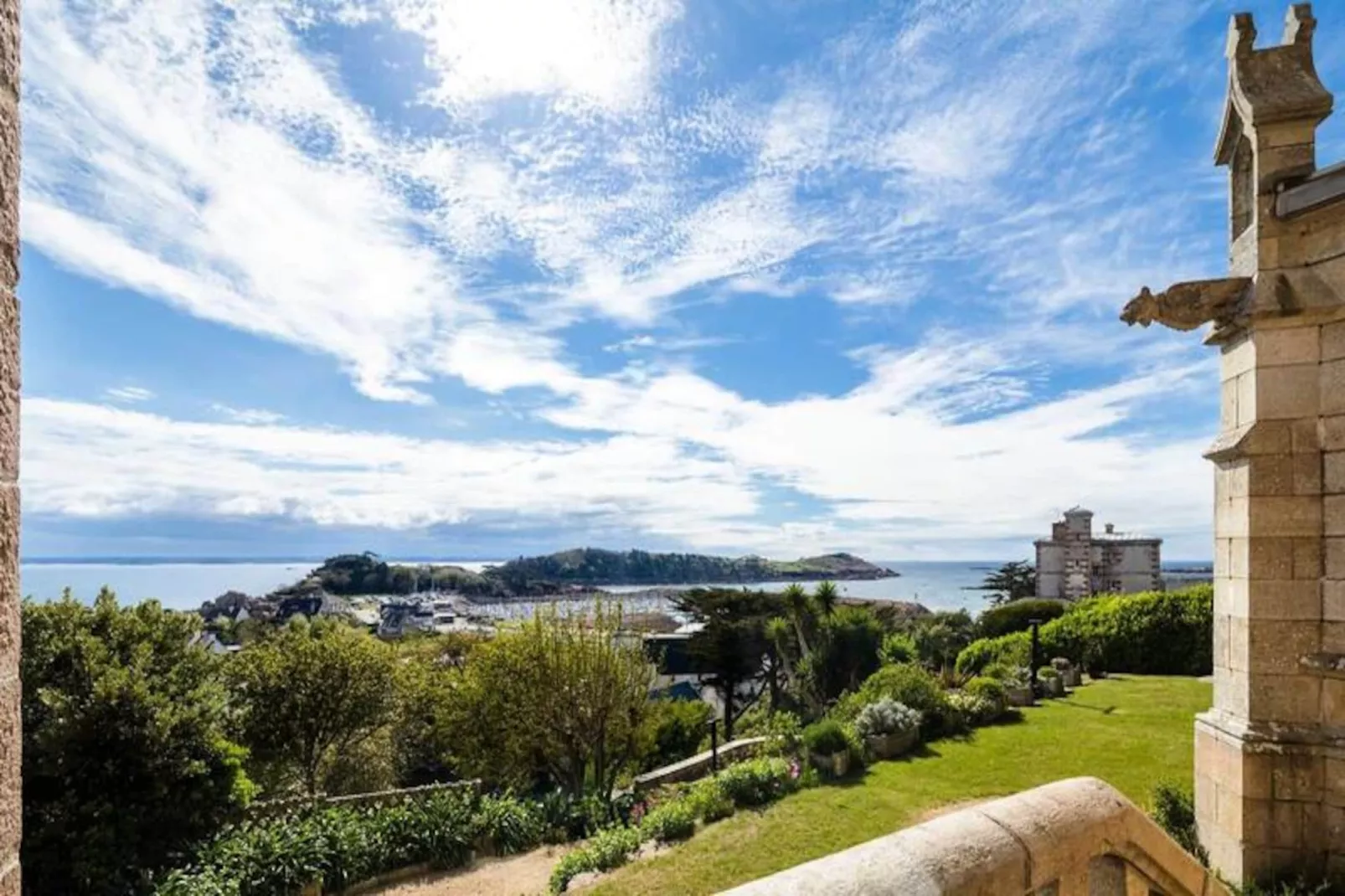 Maison à Trebeurden-Image-tags.