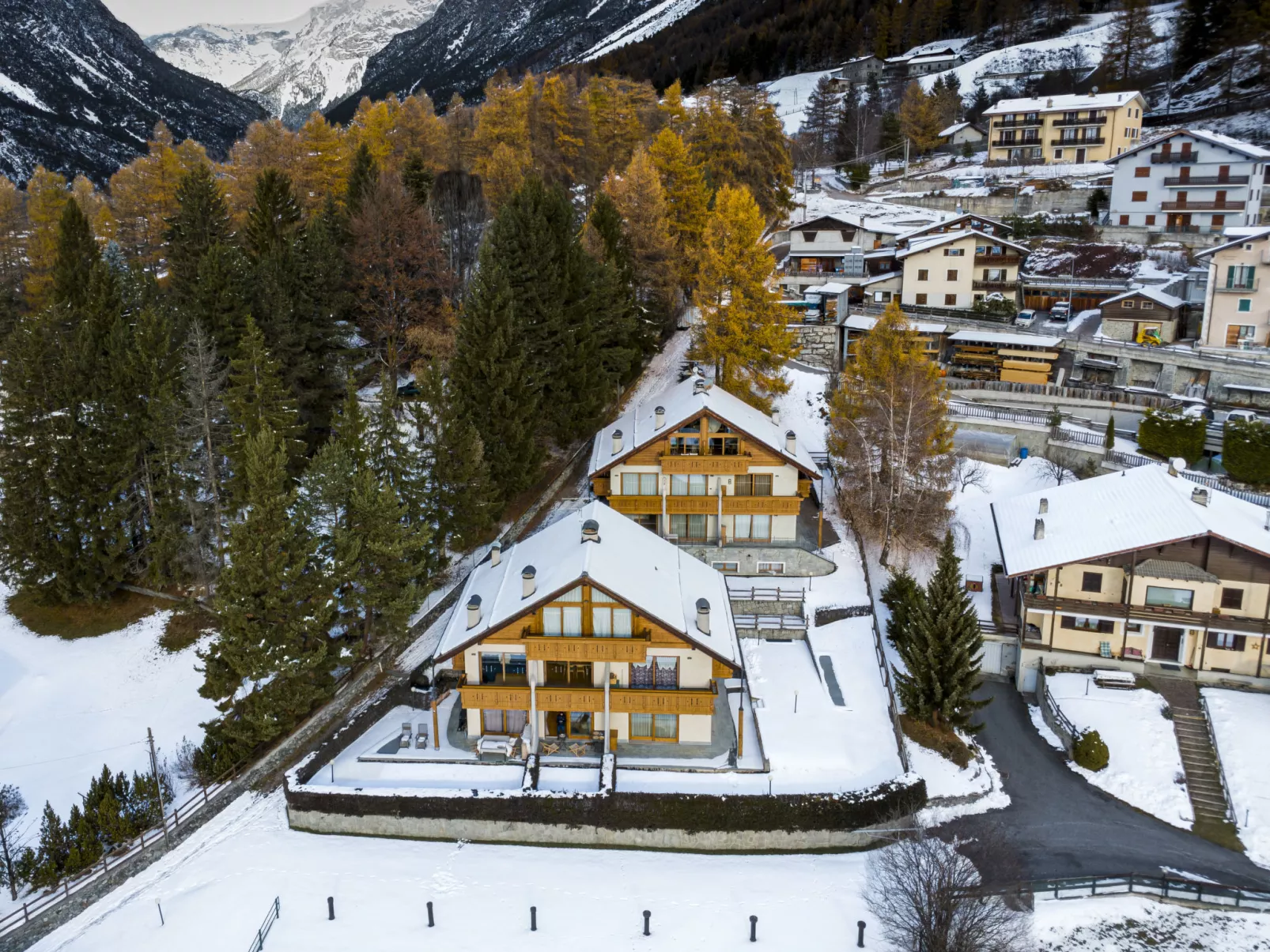 Baita Bucaneve-Outside