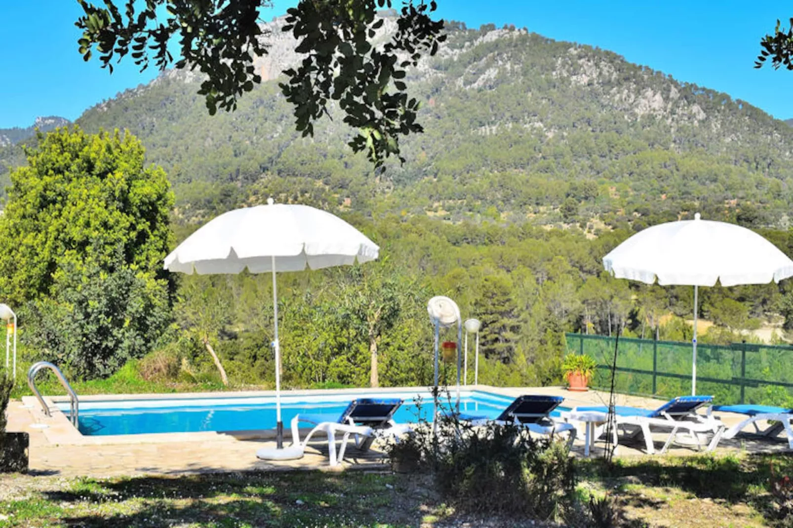 Maison à Selva-Image-tags.