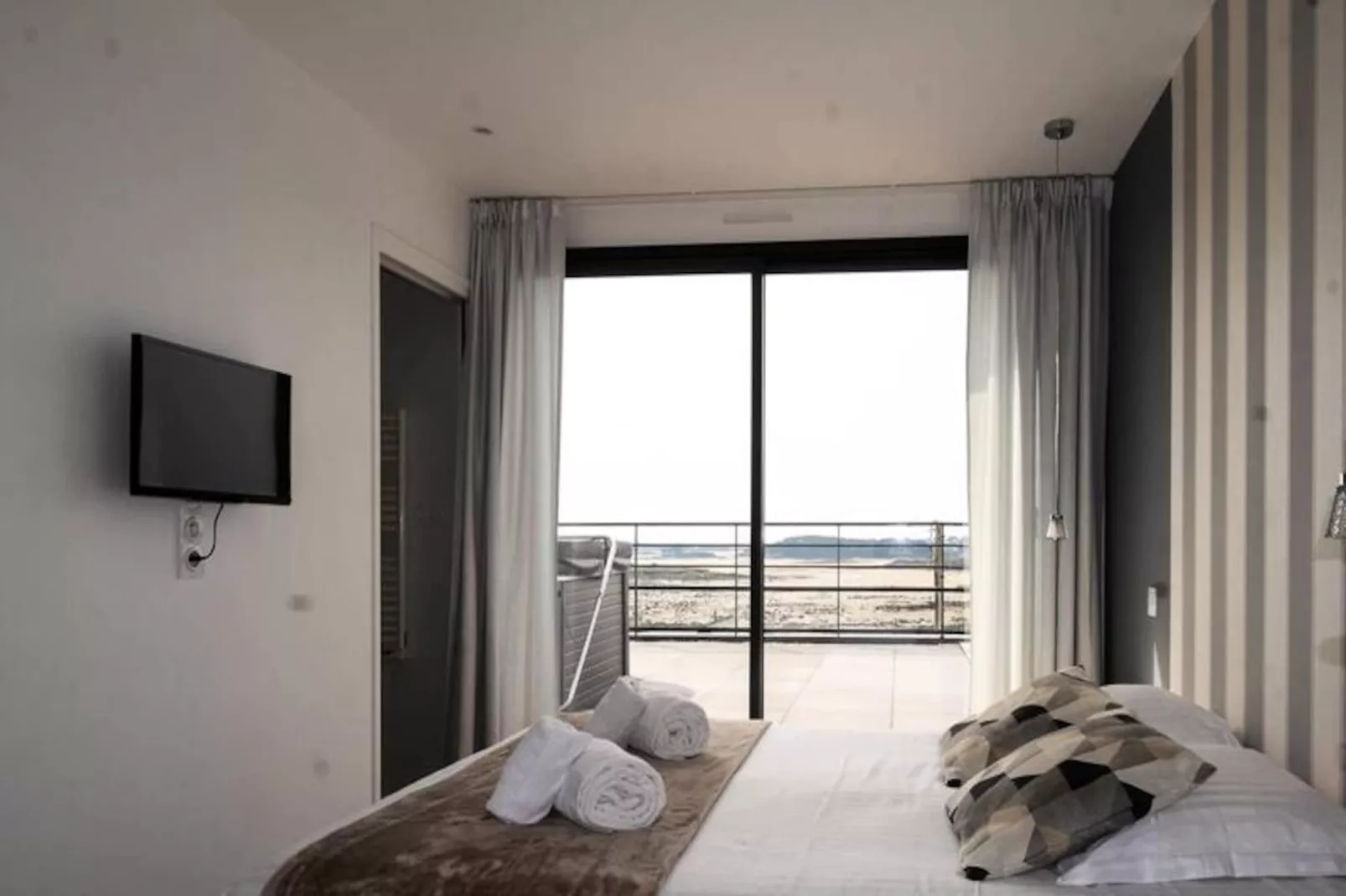 Maison à Pleumeur Bodou-Image-tags.