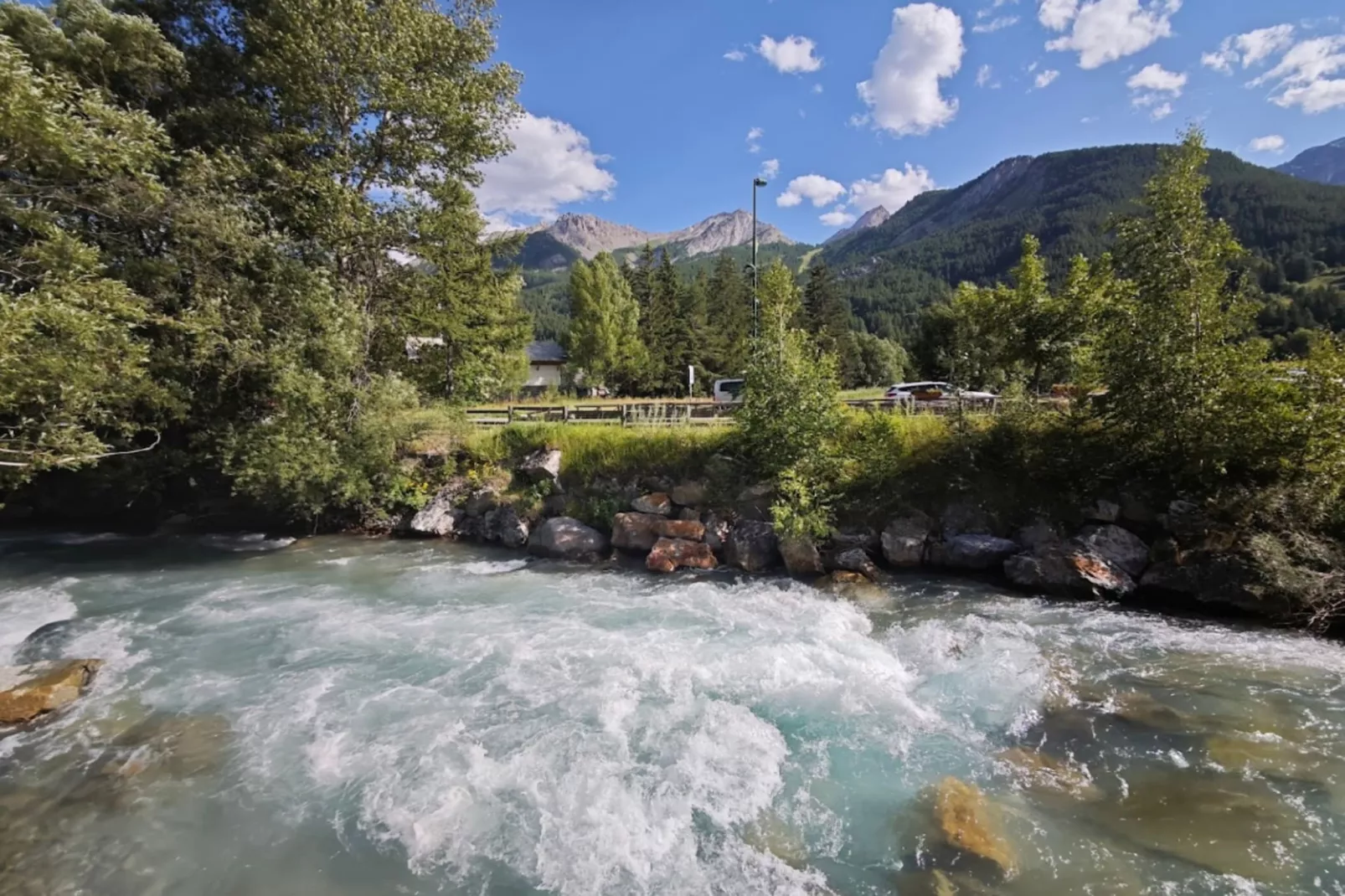 Résidence Cerf Che-Zones hiver à 5 km