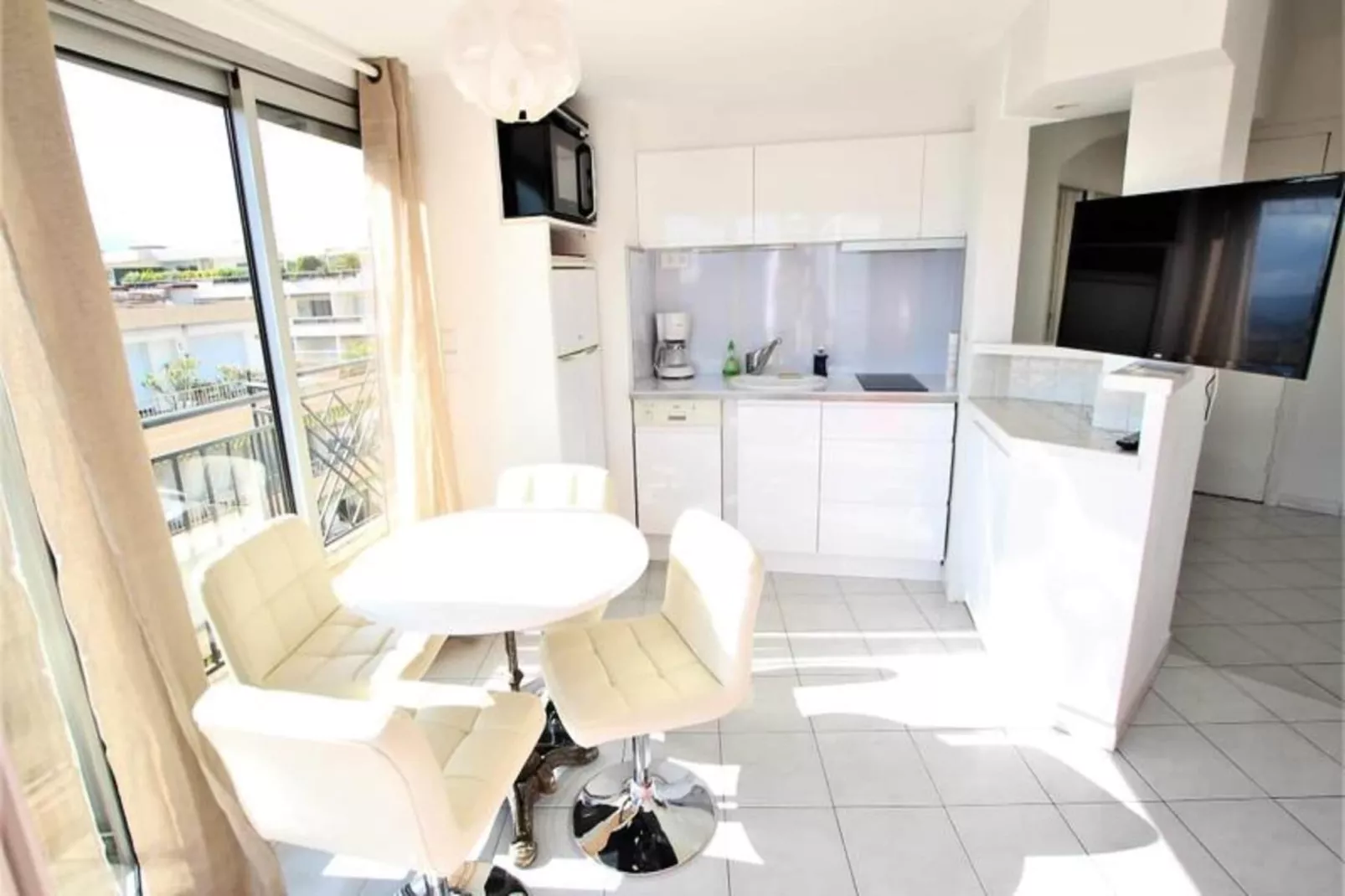 Résidence Studio Dernier &eacute;tage Avec Terrasse Sur Splendide Vue Mer-Extérieur été