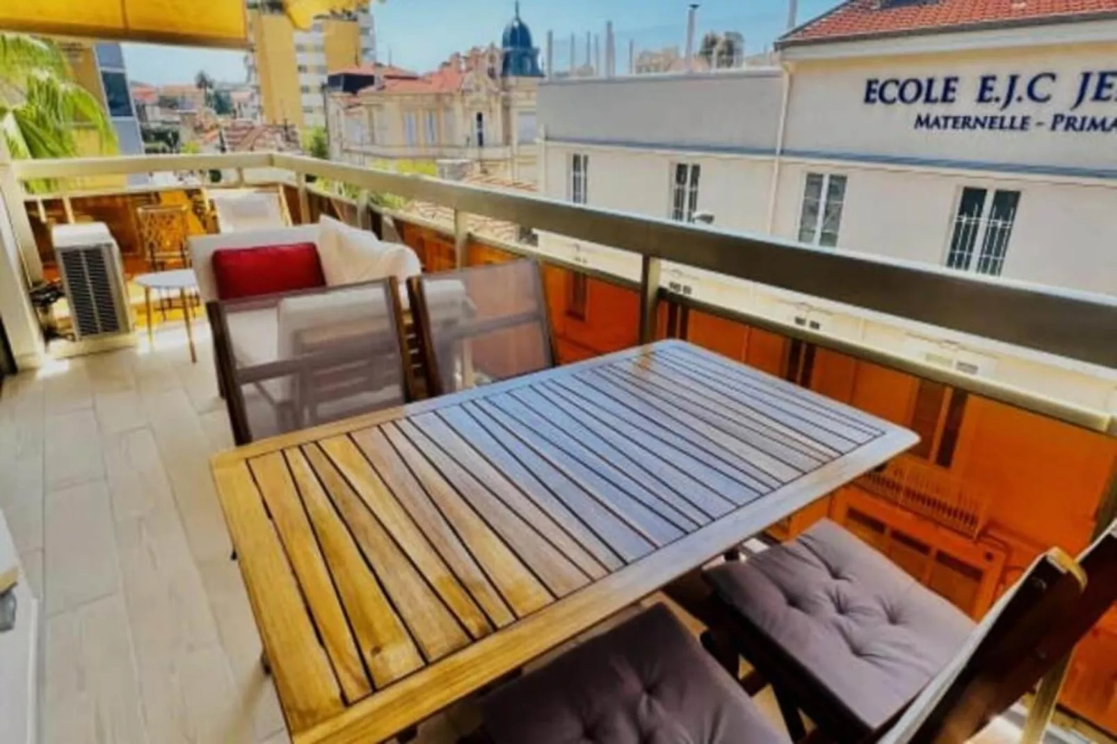 Résidence Le Verdi-Exterior in summer