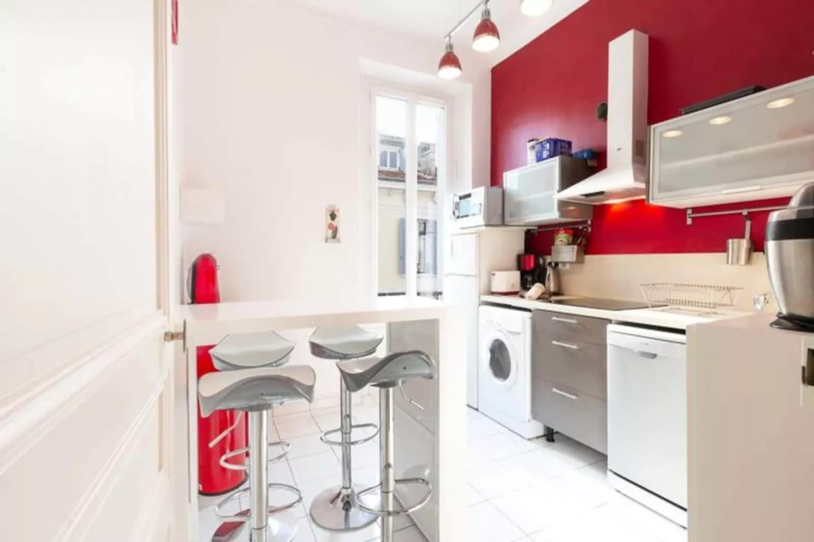 Résidence Appartement 39 M2 En Plein Centre Ville De Cannes, Climatis&eacute;-Extérieur été