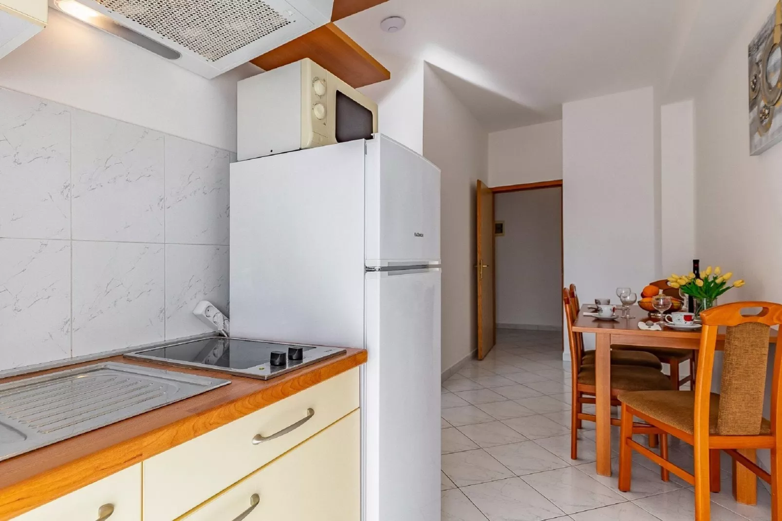 Apartment 7-Kitchen