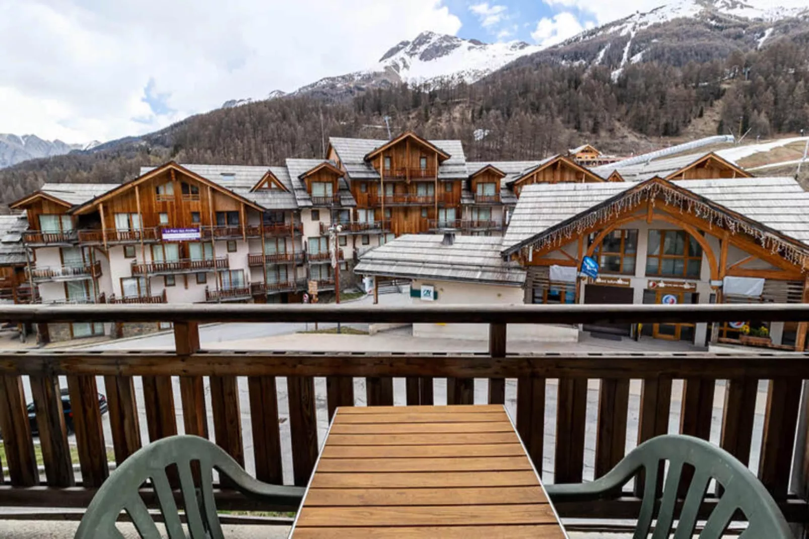 Résidence Le Balcon Des Airelles-Terrace balcony
