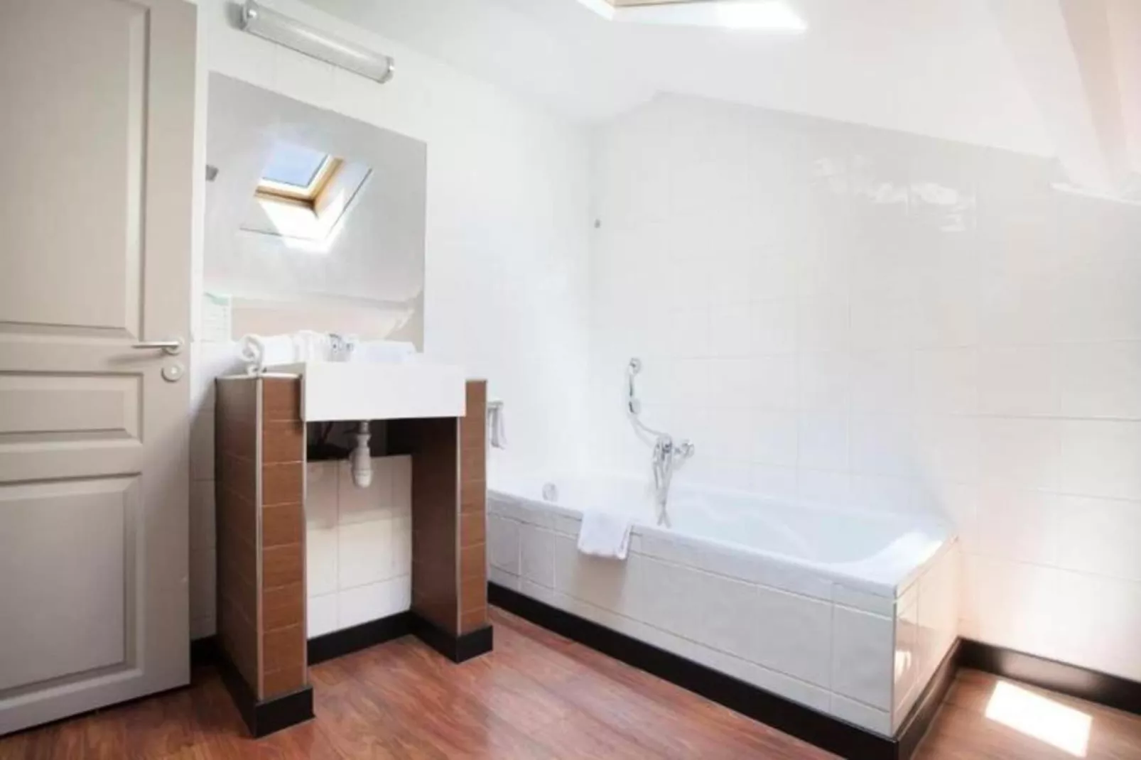 Appart'hôtel Odalys Palais Rossini-Badezimmer