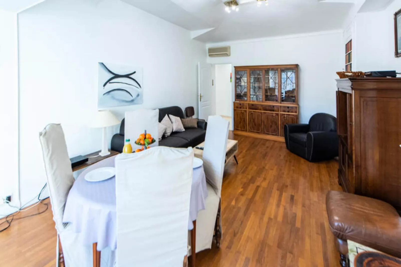 Appartements à Nice-Freizeitraum