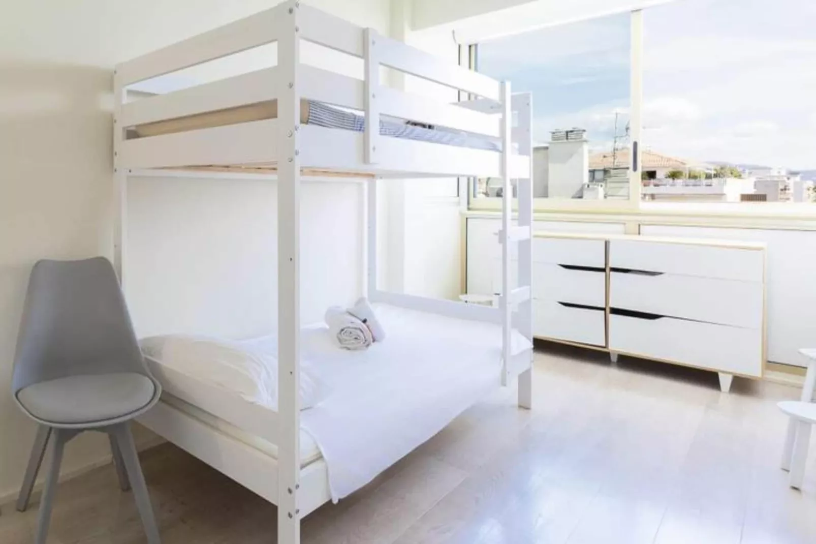 Résidence Appartement &eacute;quip&eacute; 70 M&sup2; Face &agrave; La Mer Dernier &eacute;tage Avec Magnifique Vue Me-Exterior in summer