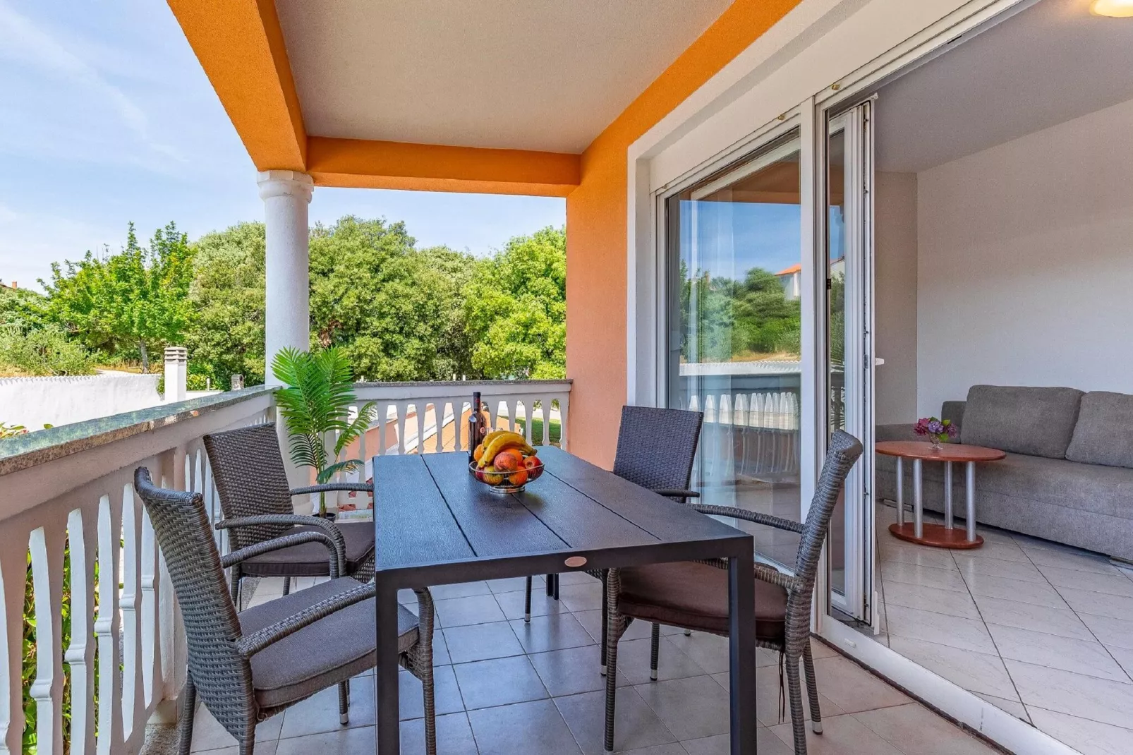 Apartment  8-Terrace balcony