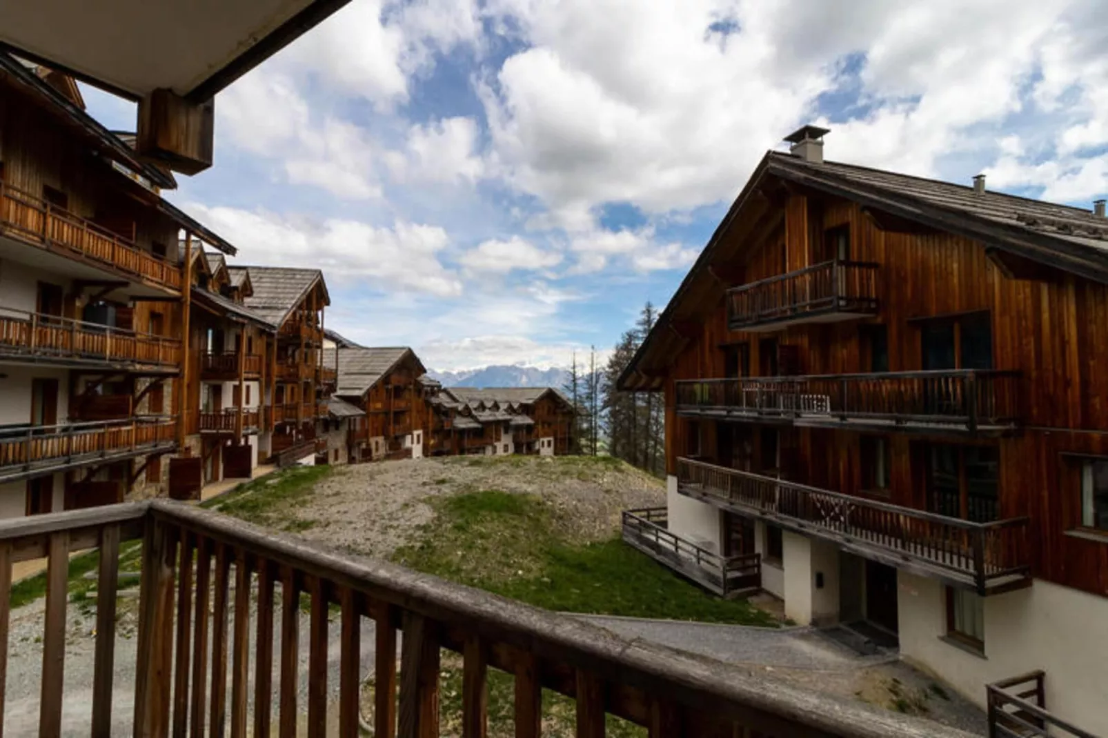 Les Chalets De Bois MÉan - C-Aussicht Sommer