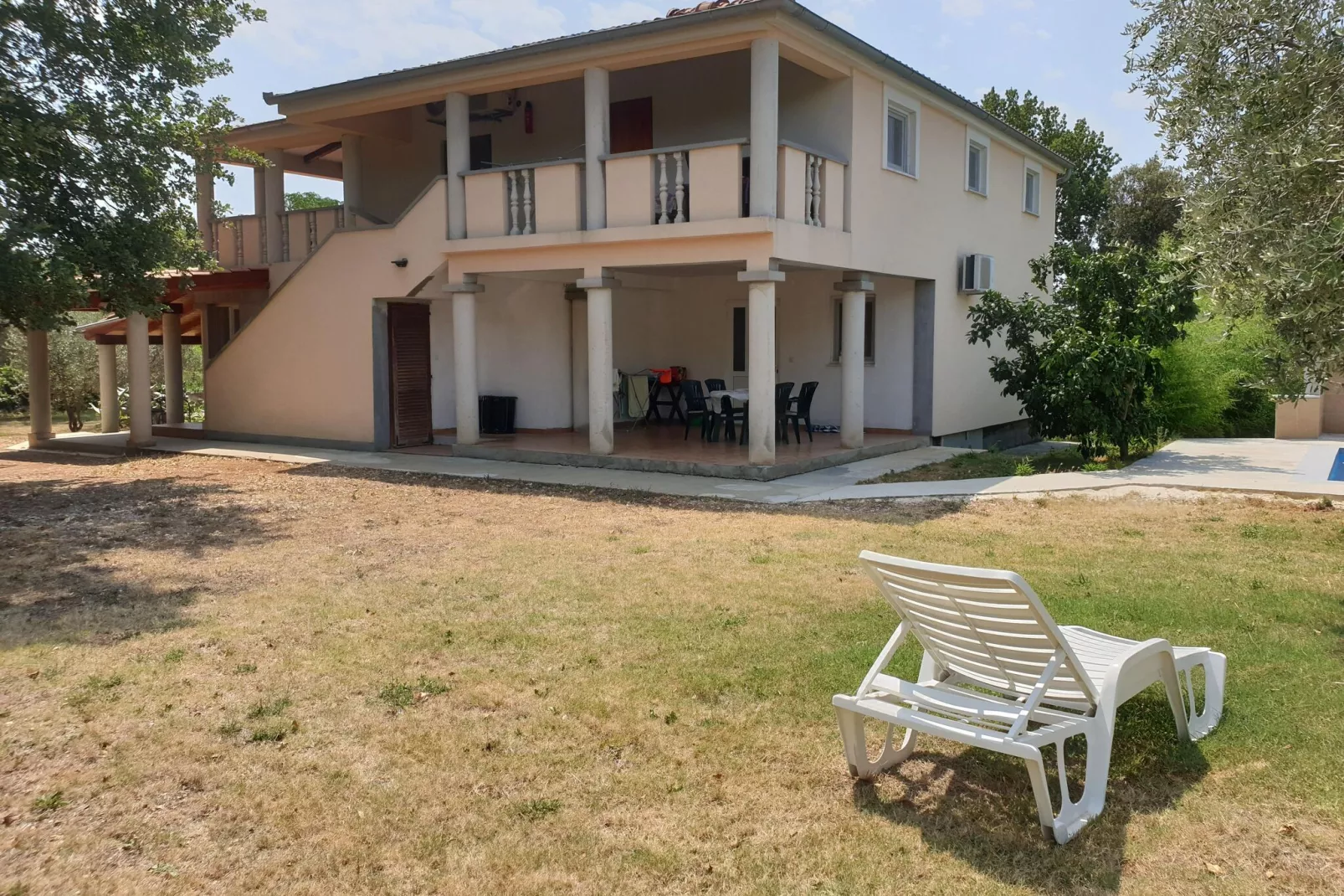 App Musoga 1-Exterior summer