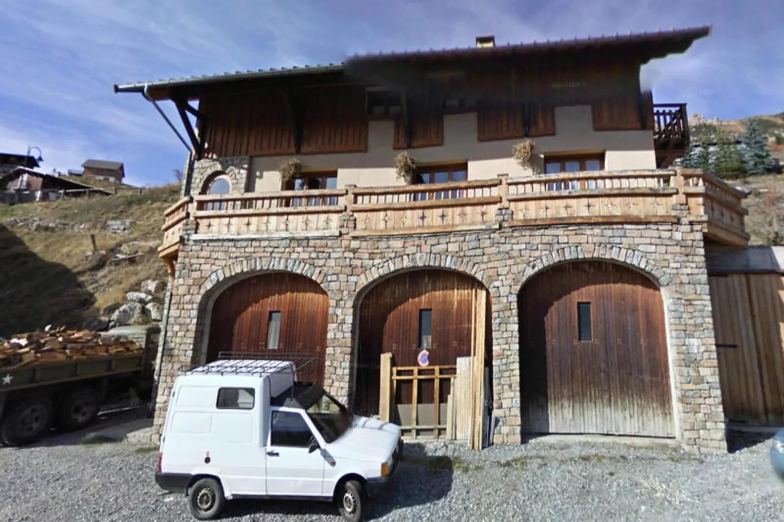 Résidence Le Coup De Sabre-Exterior in summer