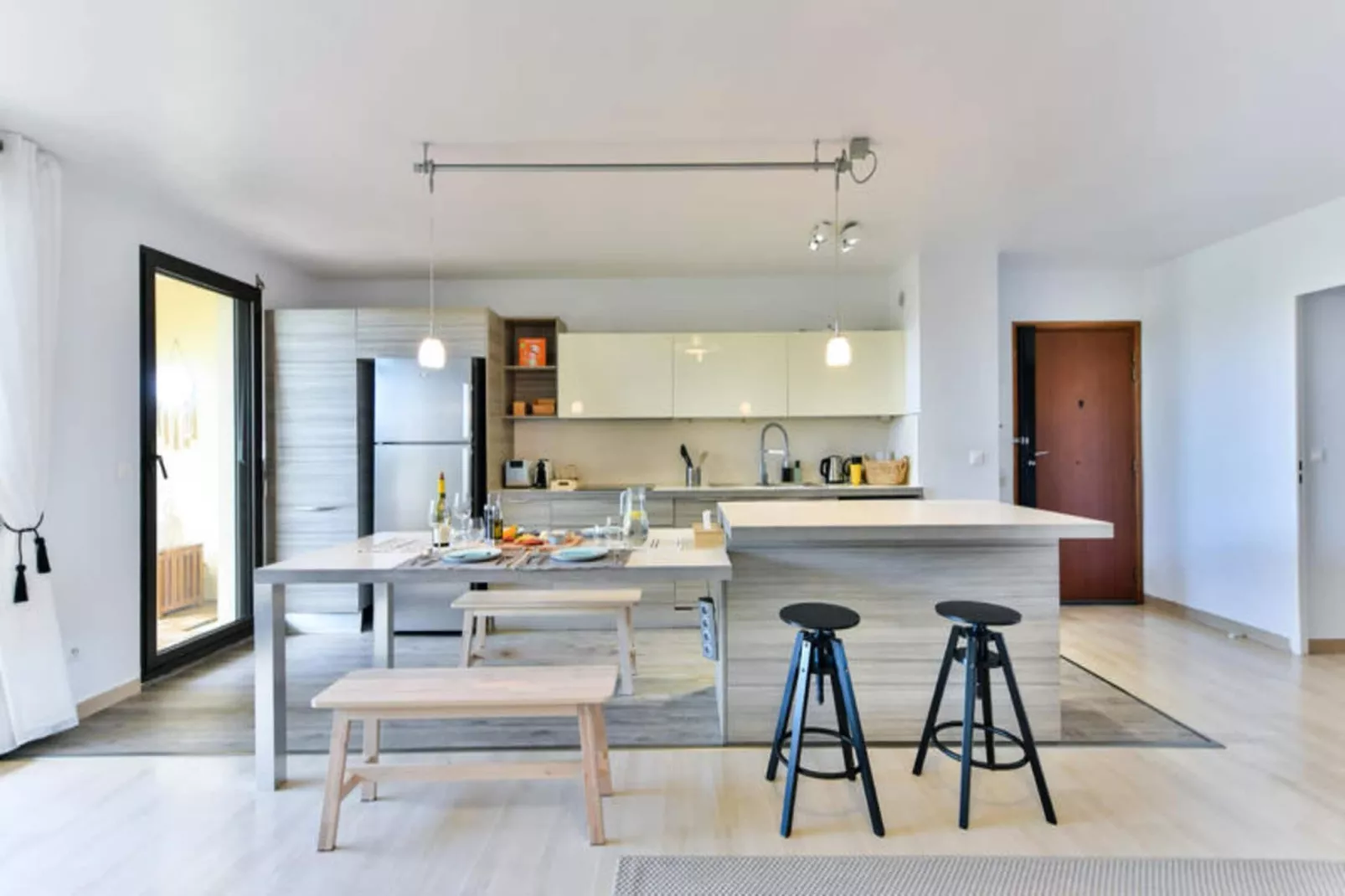 Appartements à Nice-Außenbereich Sommer