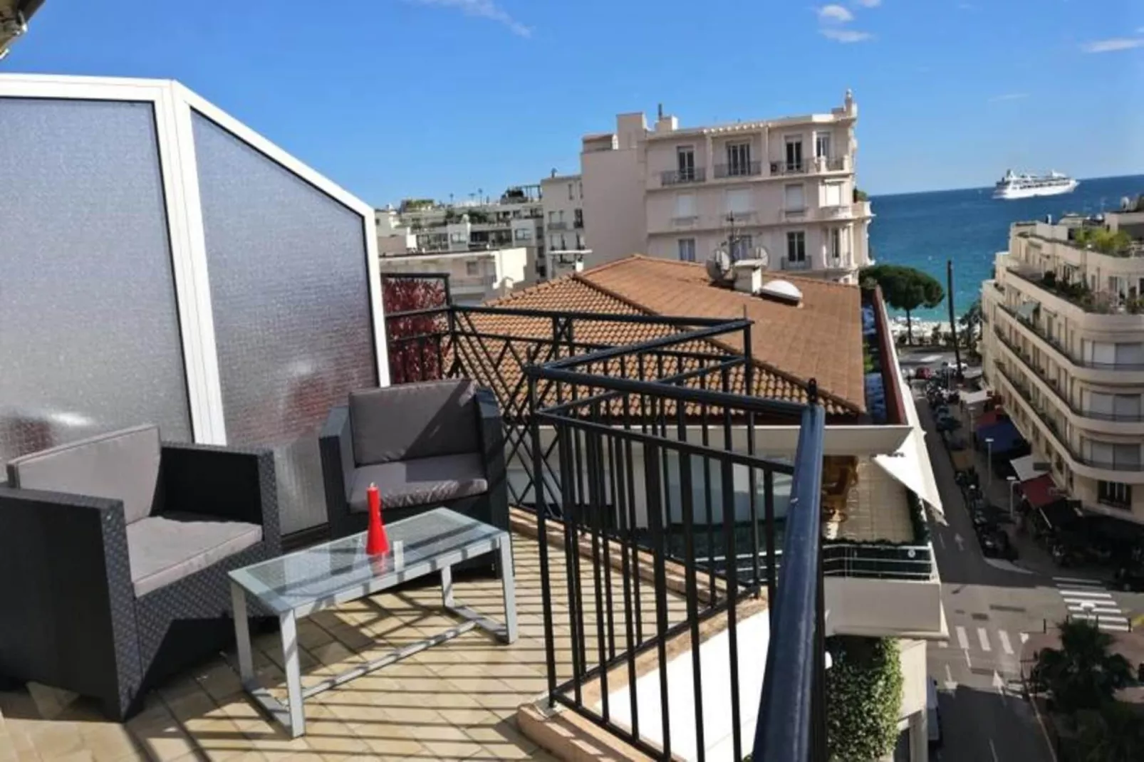 Résidence Studio Dernier &eacute;tage Avec Terrasse Sur Splendide Vue Mer-Extérieur été