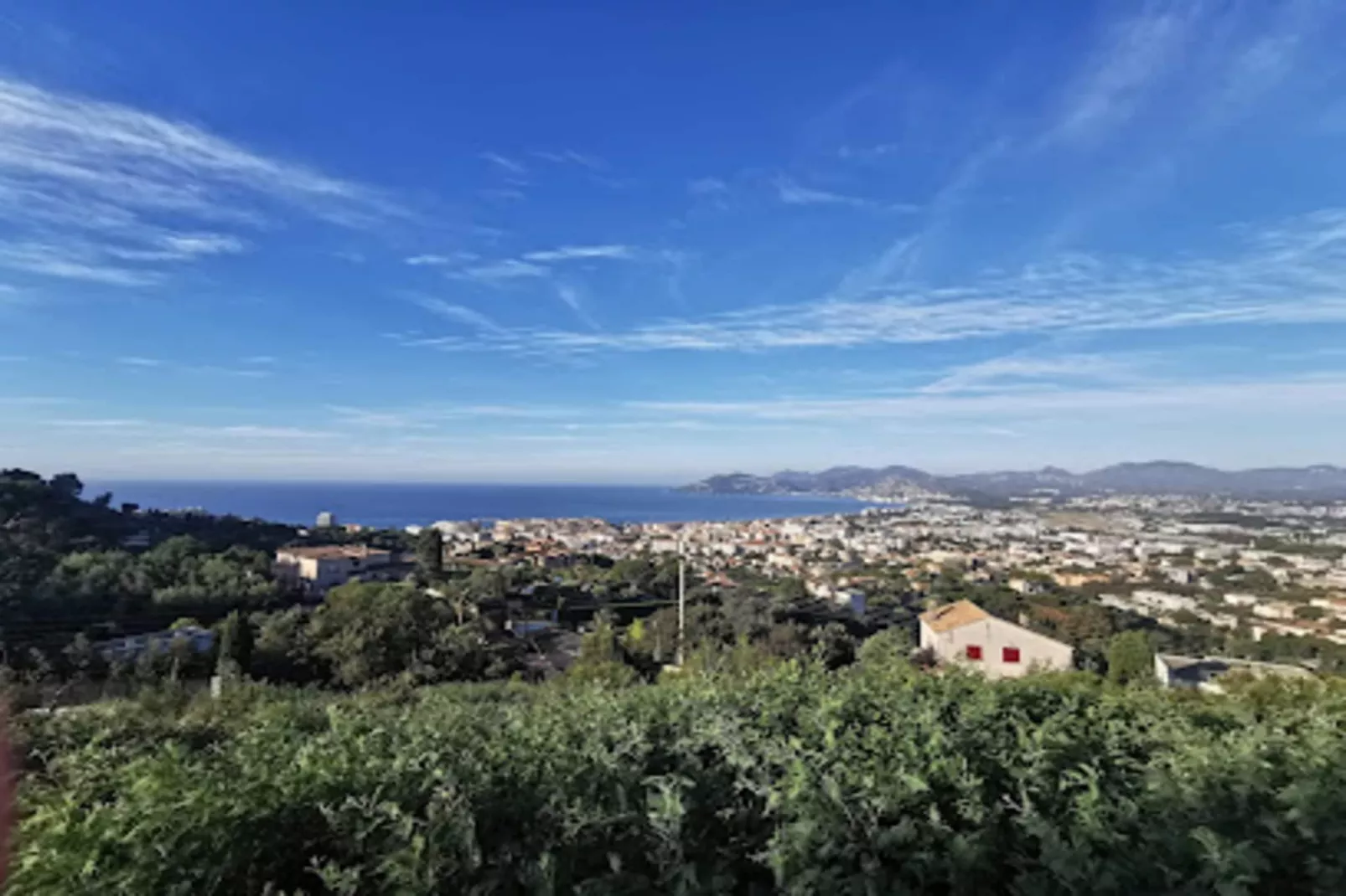 Résidence Bnb Renting Beau  2 Pi&egrave;ces Dans Un Immeuble Neuf Avec Piscine Avec Parking-Zones été à 5 km