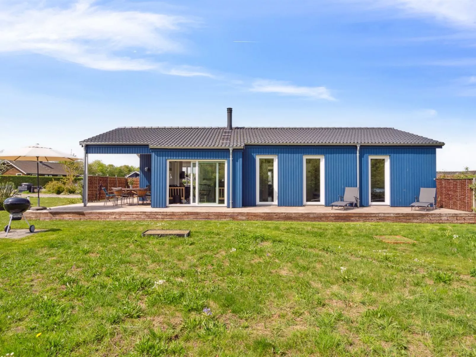 "Snari" - 700m from the sea-Outside