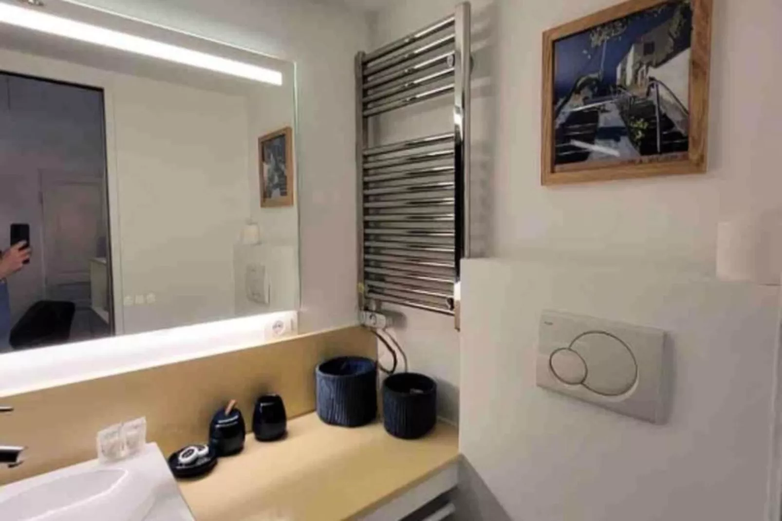 06a4 - Situation Exceptionnelle Au Port De Nice-Salle de bain