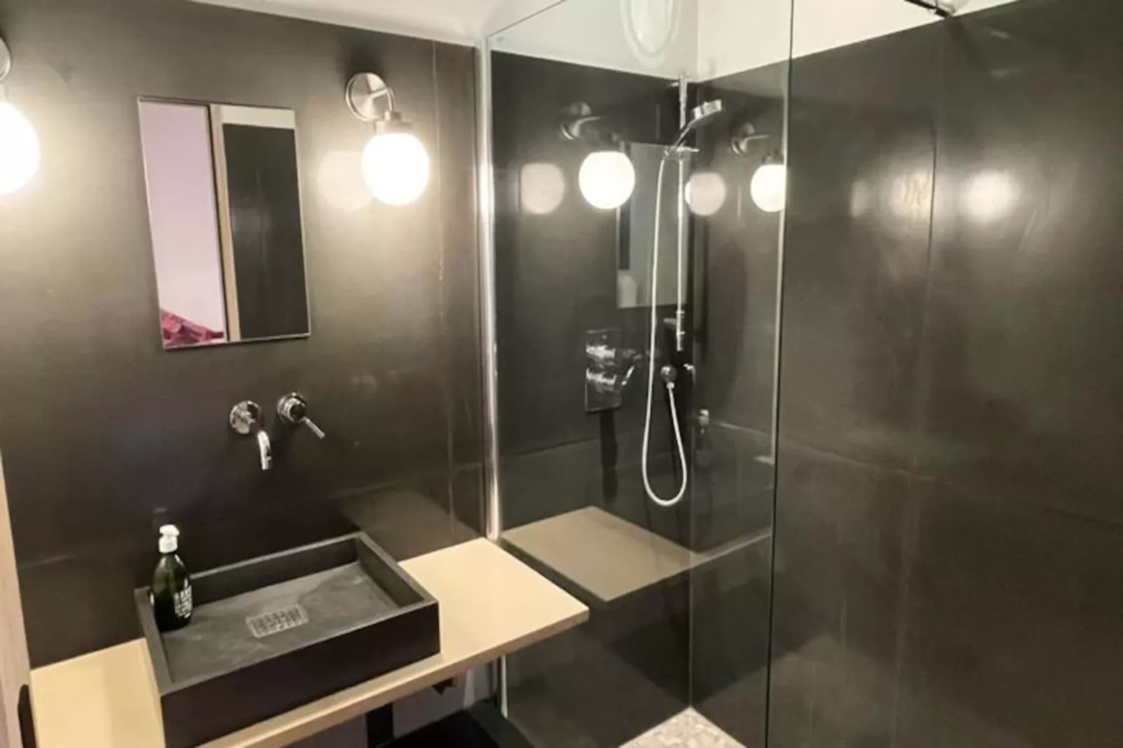 Belle Villa Contemporaine, Piscine Et Grand Jardin-Image-tags.