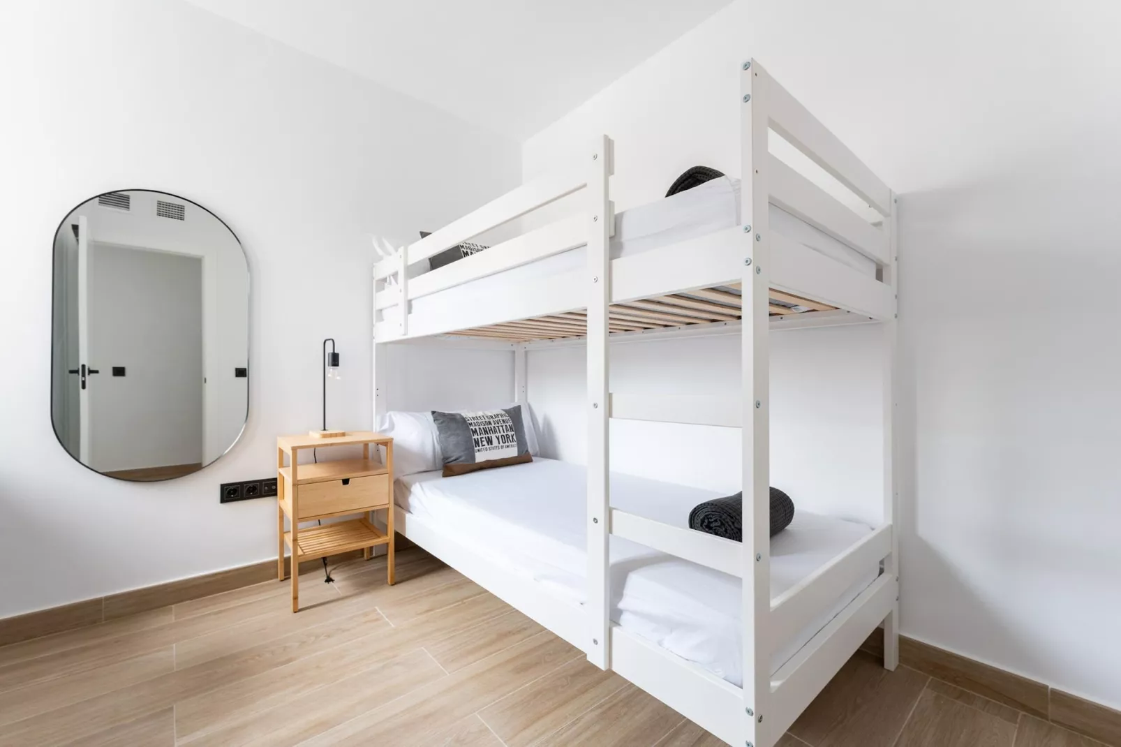 CT 326 - Faro's Fuengirola Prime Location - Boutique Apartment-Bedroom