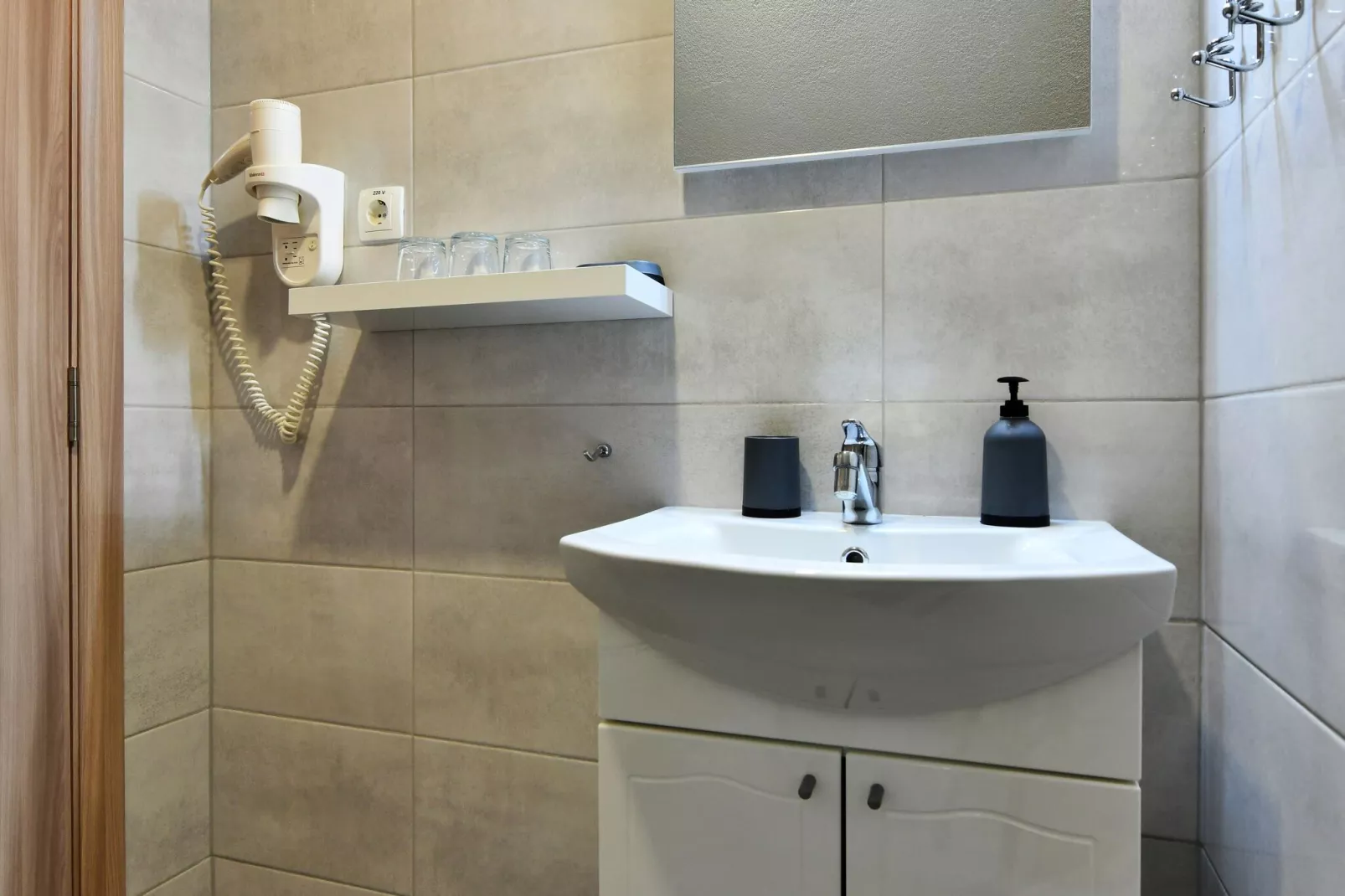 Apartment House Jelena-Bathroom