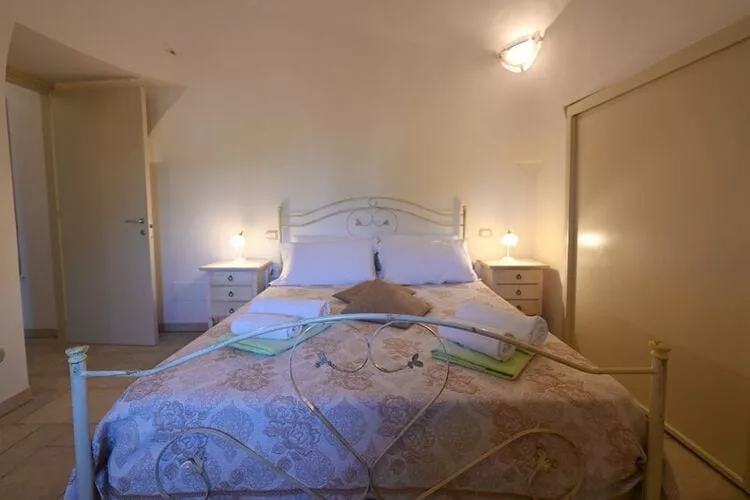 Holiday home Cisternino-Trullo Ulivo Antico-Chambre