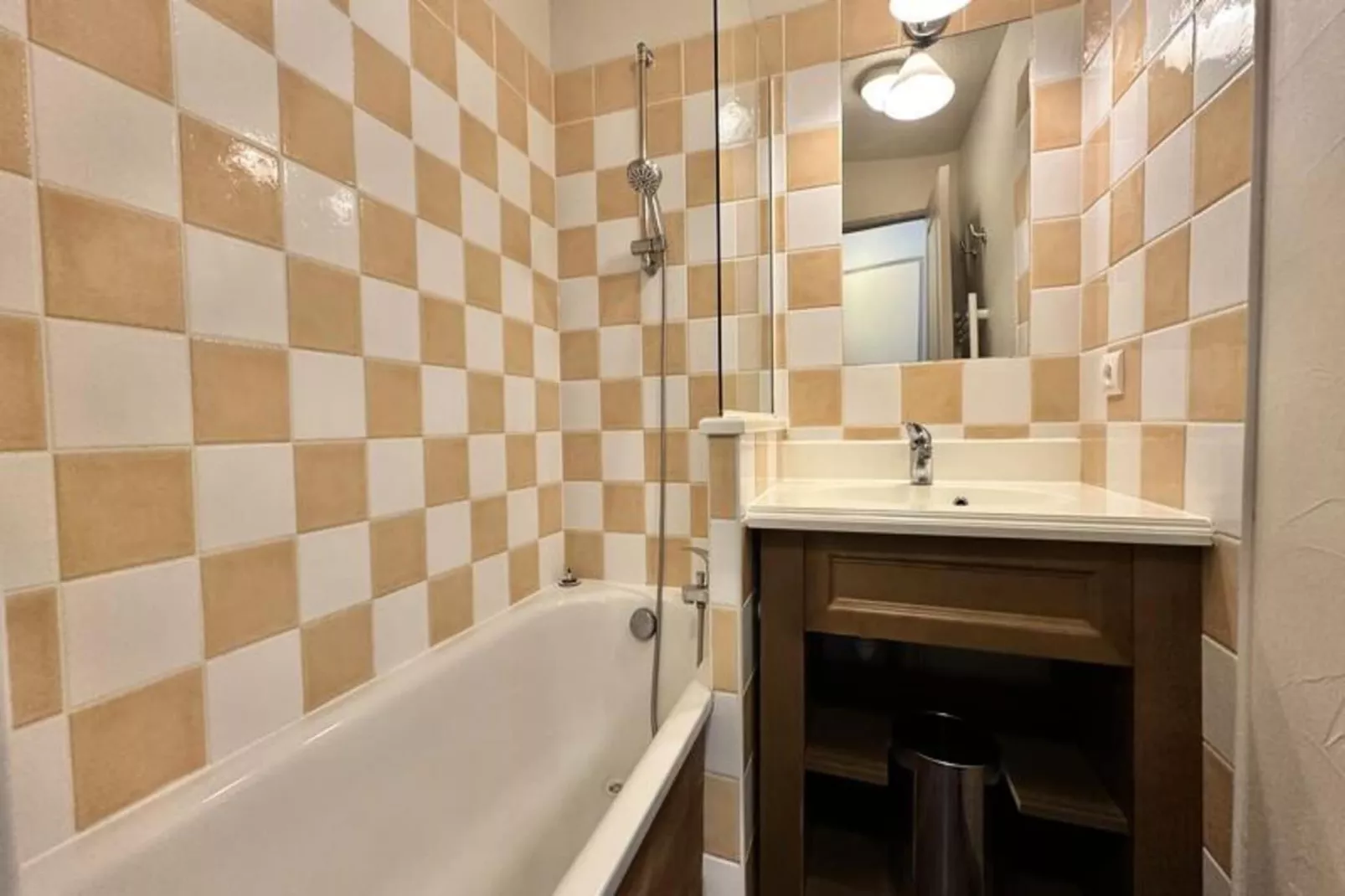 Résidence L'albane - Außenbereich Sommer