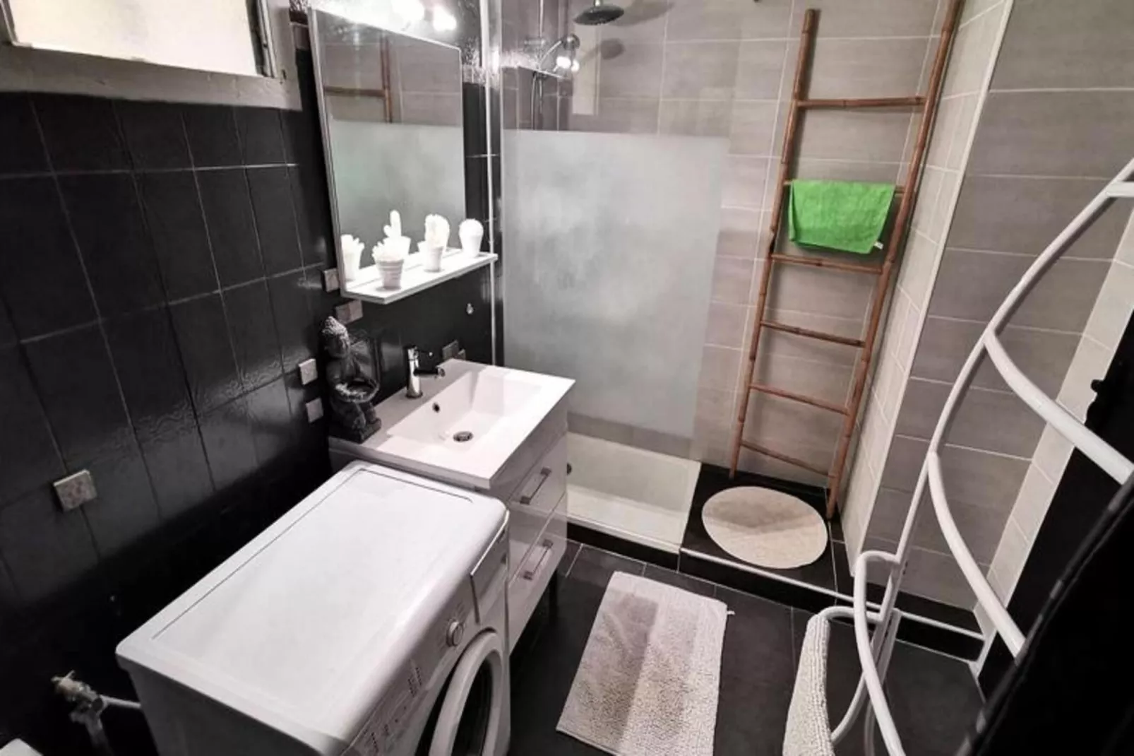 Résidence Equateur-Bathroom