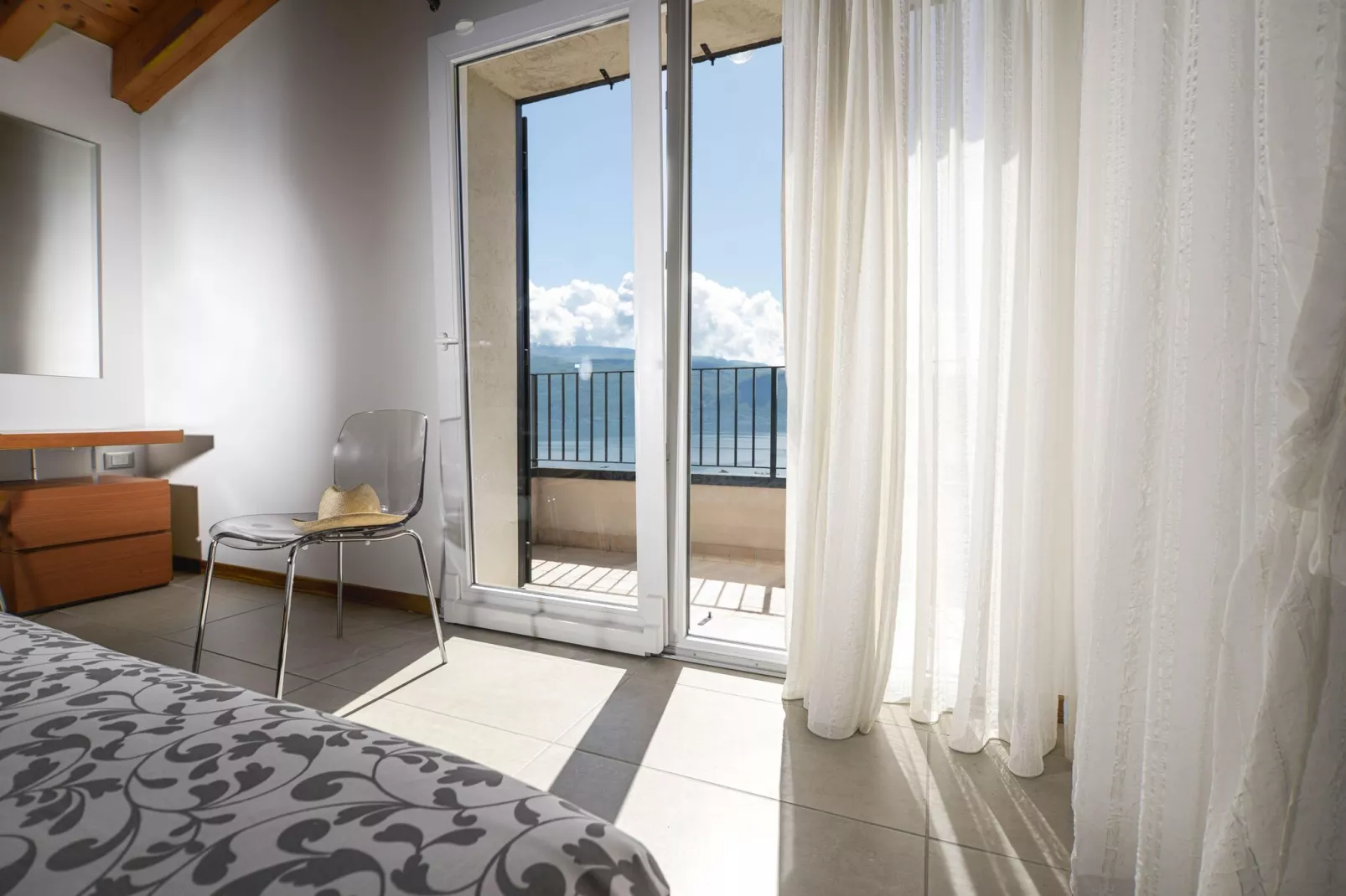 Residence Nautic Resort San Carlo Gargnano-casa san carlo-Bedroom