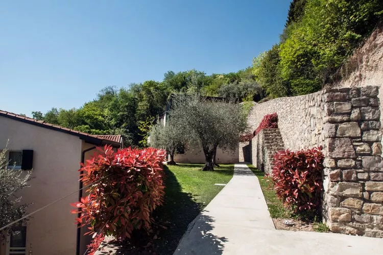 Residence Nautic Resort San Carlo Gargnano-casa san carlo-Exterior summer
