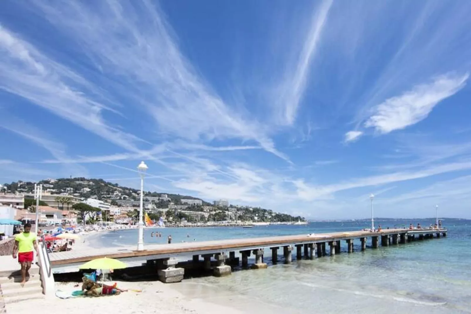 Résidence Moderne Appartement 2 Chambres/1 Salle De Bain, Terrasse Calme/aper&ccedil;u Mer-Vue d'été
