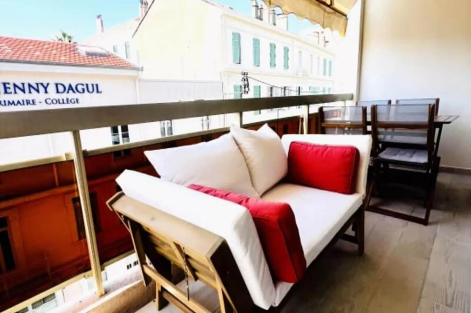 Résidence Le Verdi-Exterior in summer