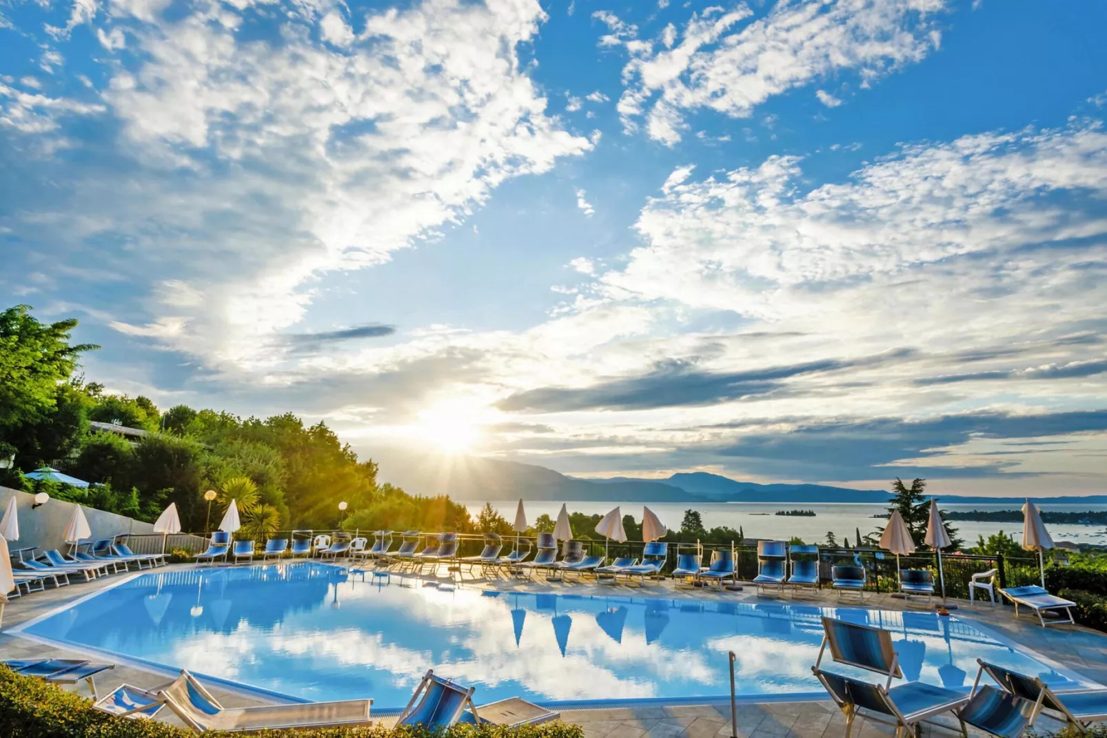 Residence Belvedere, Manerba-bilo-View summer