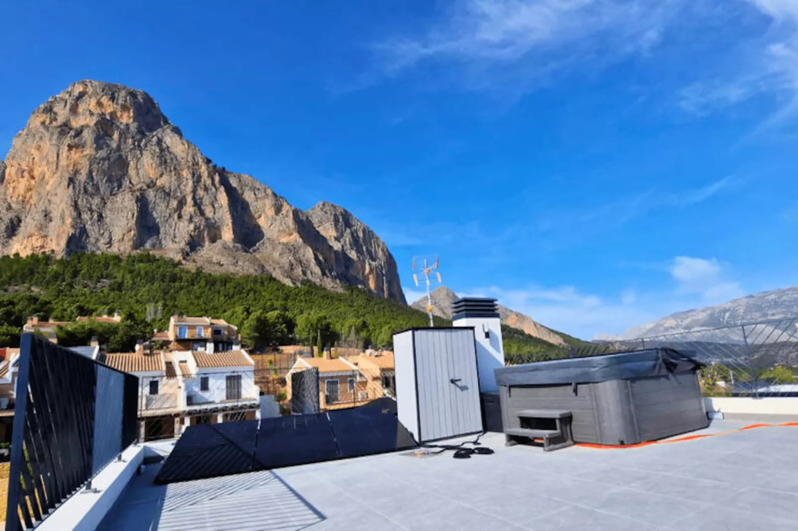 Villa Solymar &agrave; Polop Hills : Luxe Et Confort !-Image-tags.