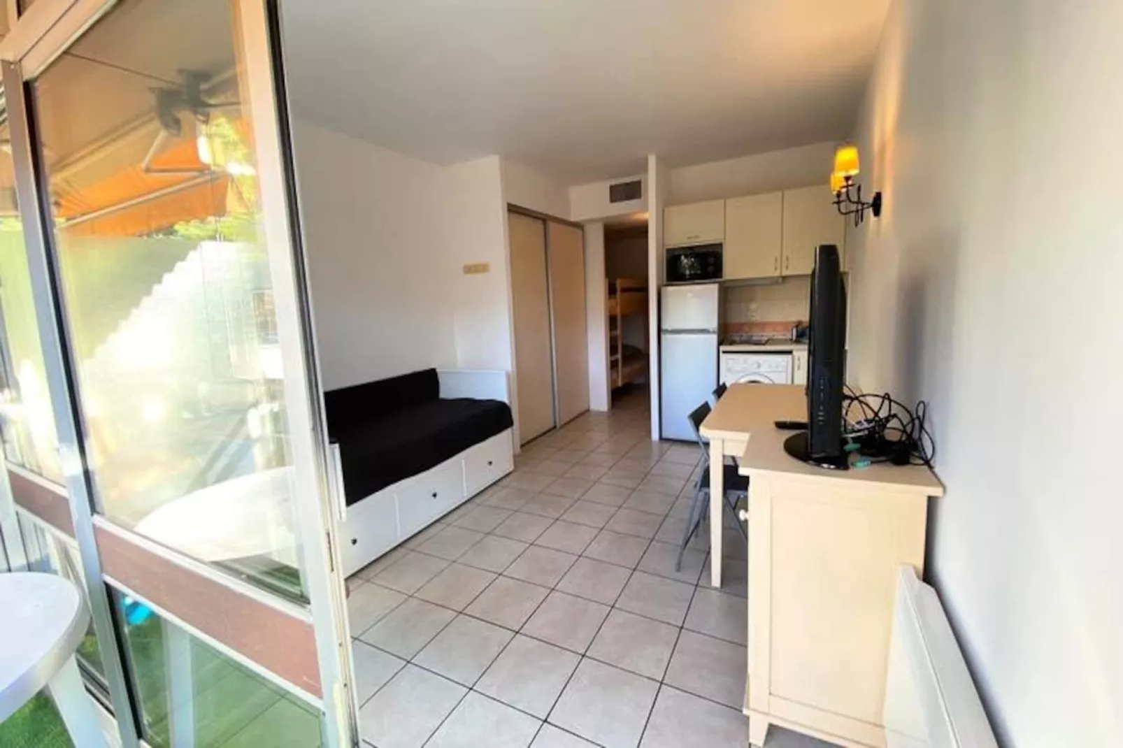 06u - Beau Studio En Résidence - Piscine Et Tennis-Image-tags.