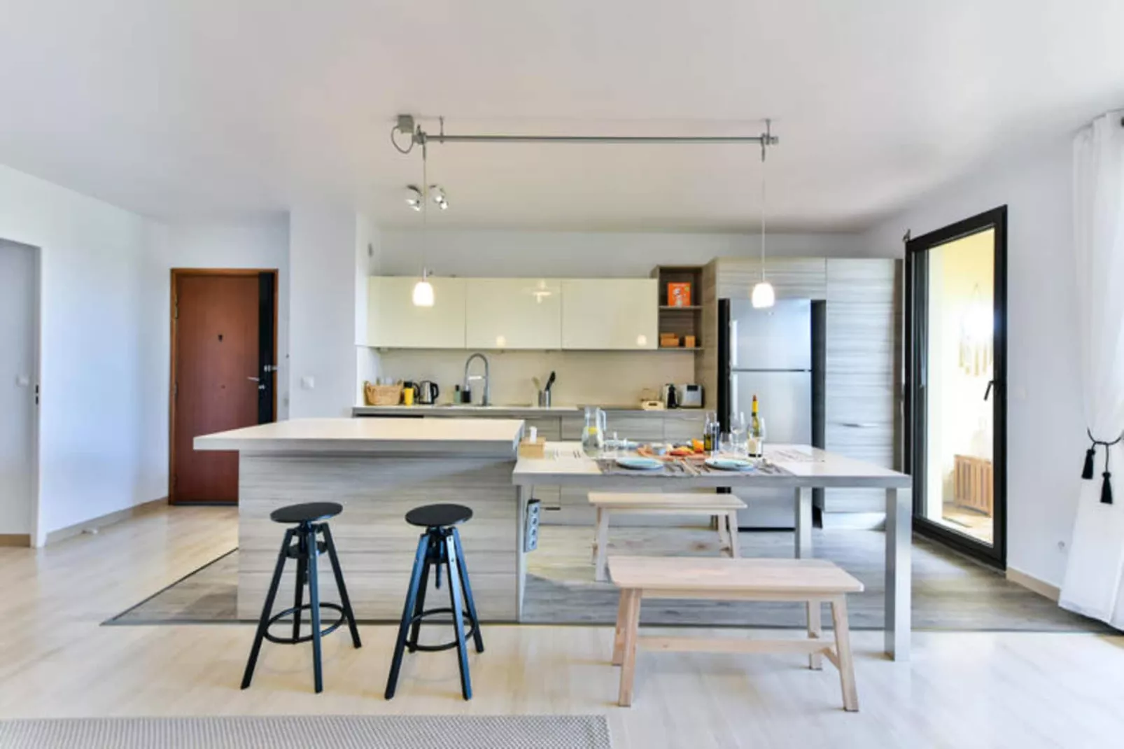 Appartements à Nice-Außenbereich Sommer