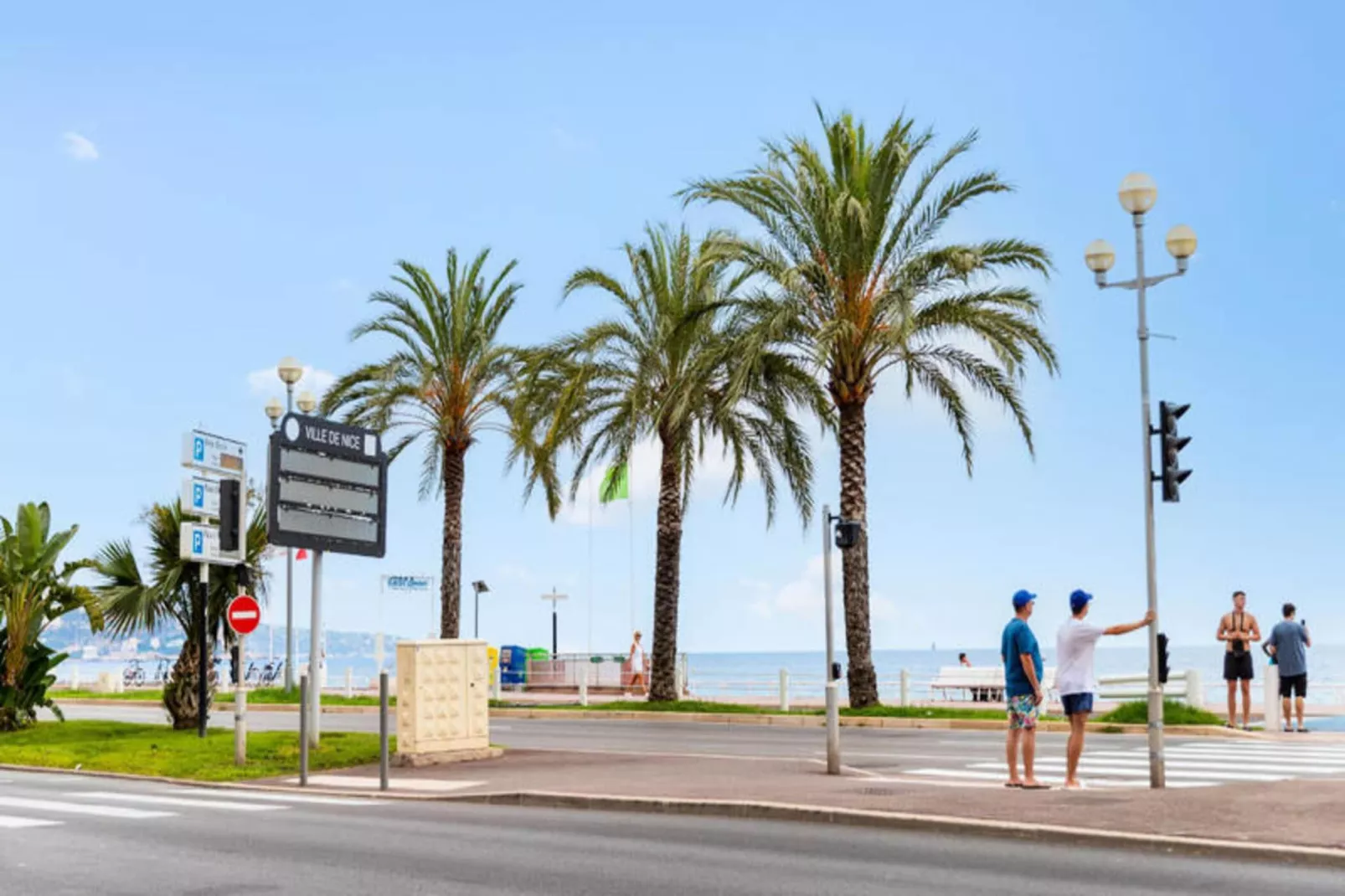 Appartements à Nice-Gebiete Sommer 1 km