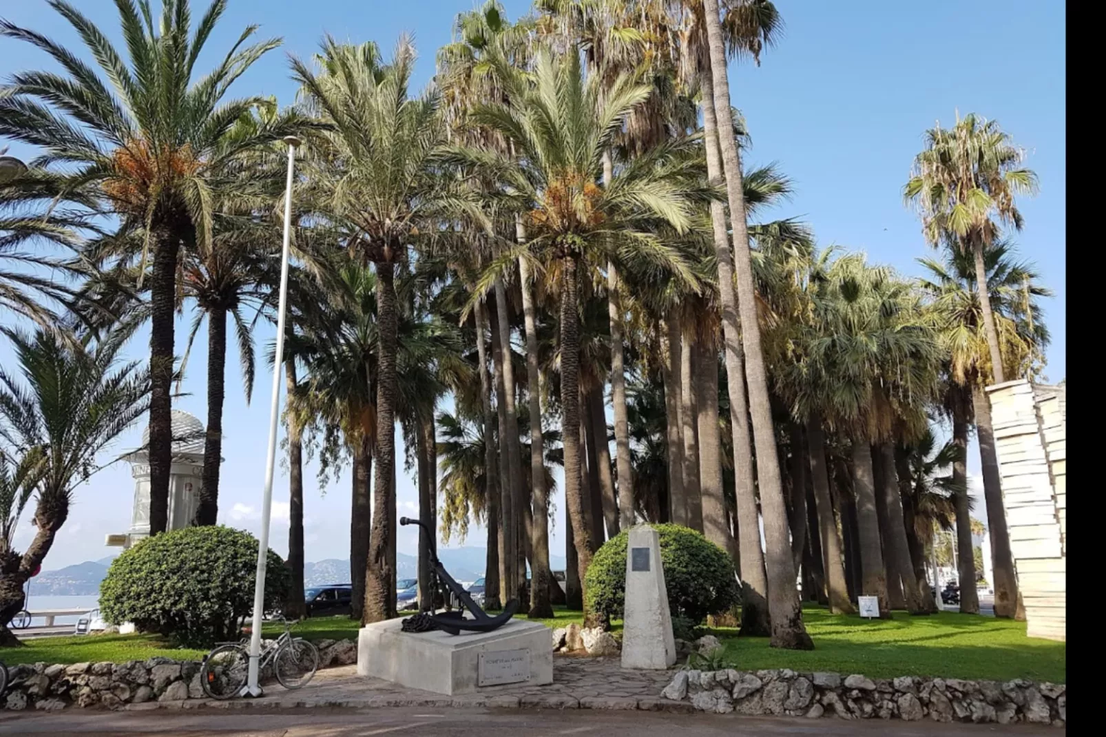 Résidence Bnb Renting Grand Studio Au C&oelig;ur De Cannes, Quartier De La Vieille Ville !-Areas within 5km in summer