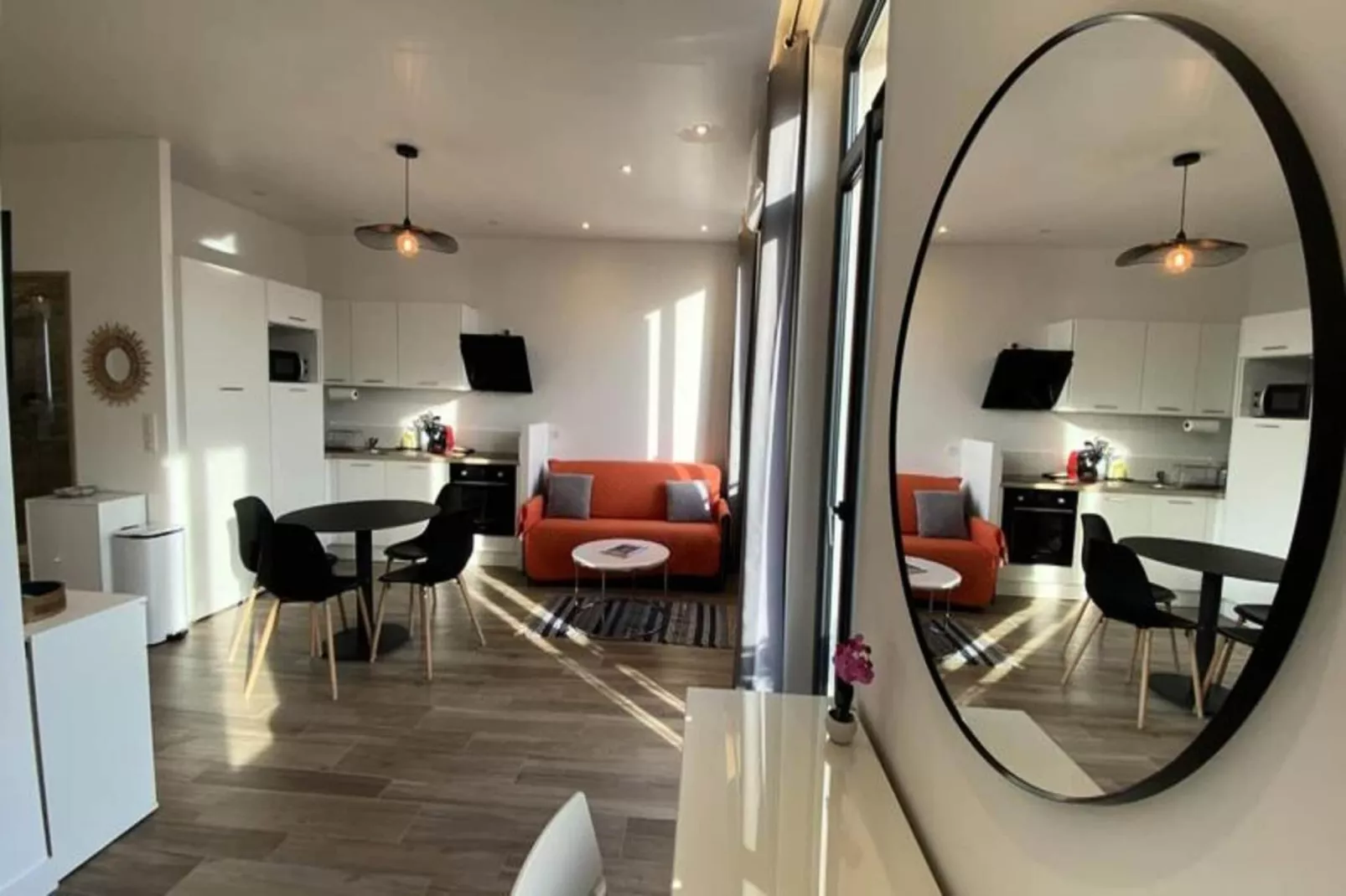 06cj : Bel Appartement Au Coeur De Cannes-Extérieur été