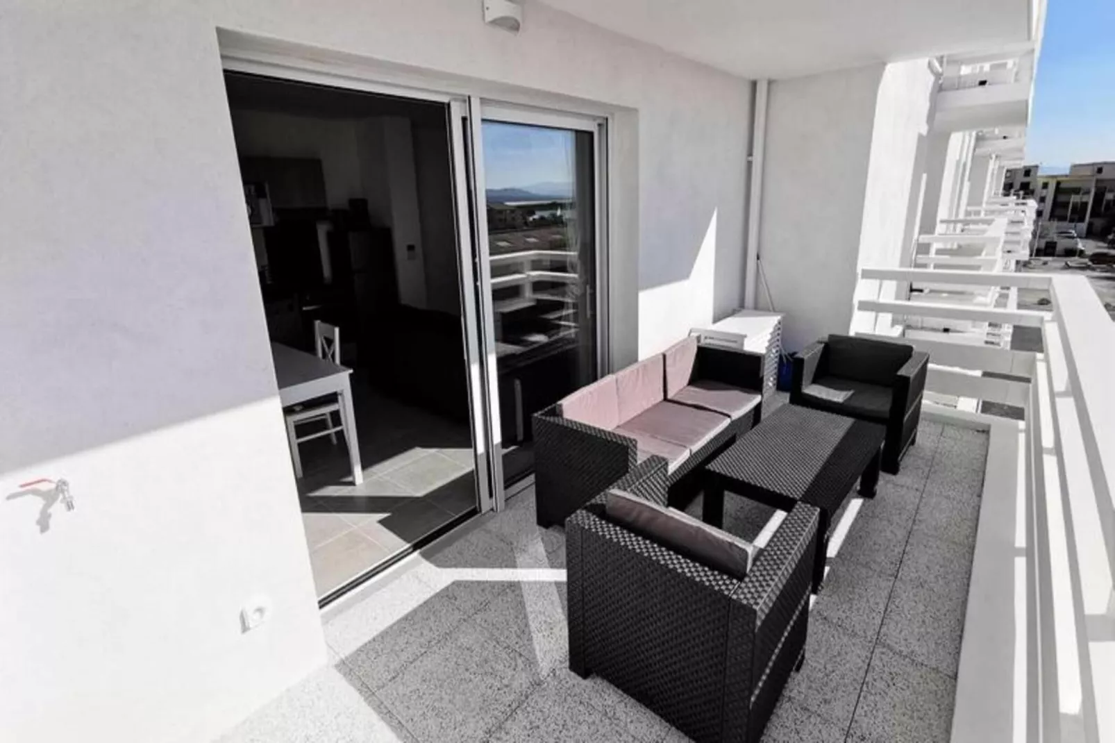 Résidence Les Voiles Blanches-Terrace balcony