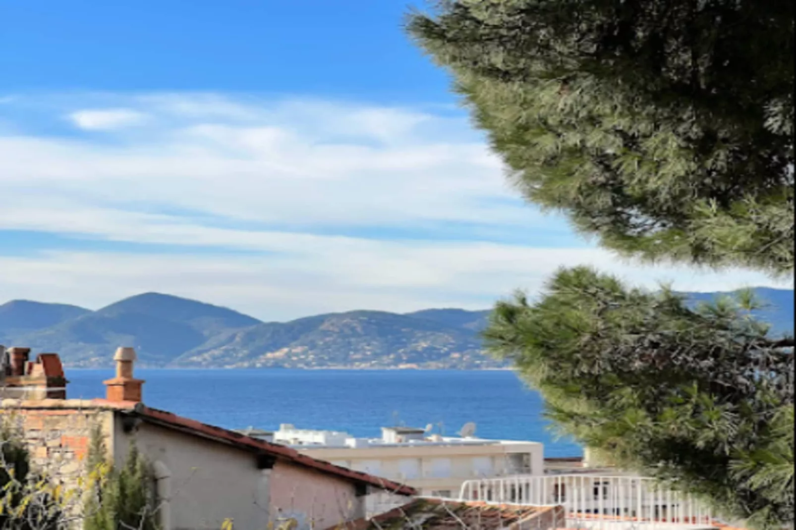 Résidence Appartement Climatis&eacute; 5 Voyageurs De 80 M2, Centre Ville Et Croisette-Area within 5km in winter