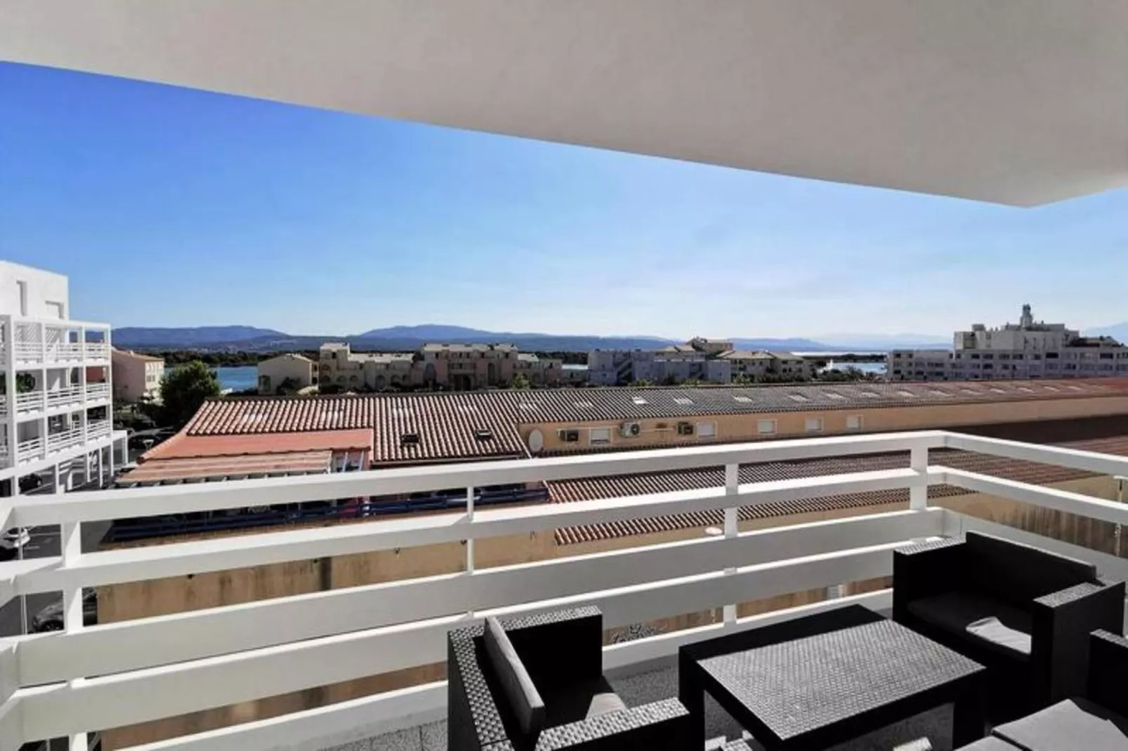 Résidence Les Voiles Blanches-Terrace balcony