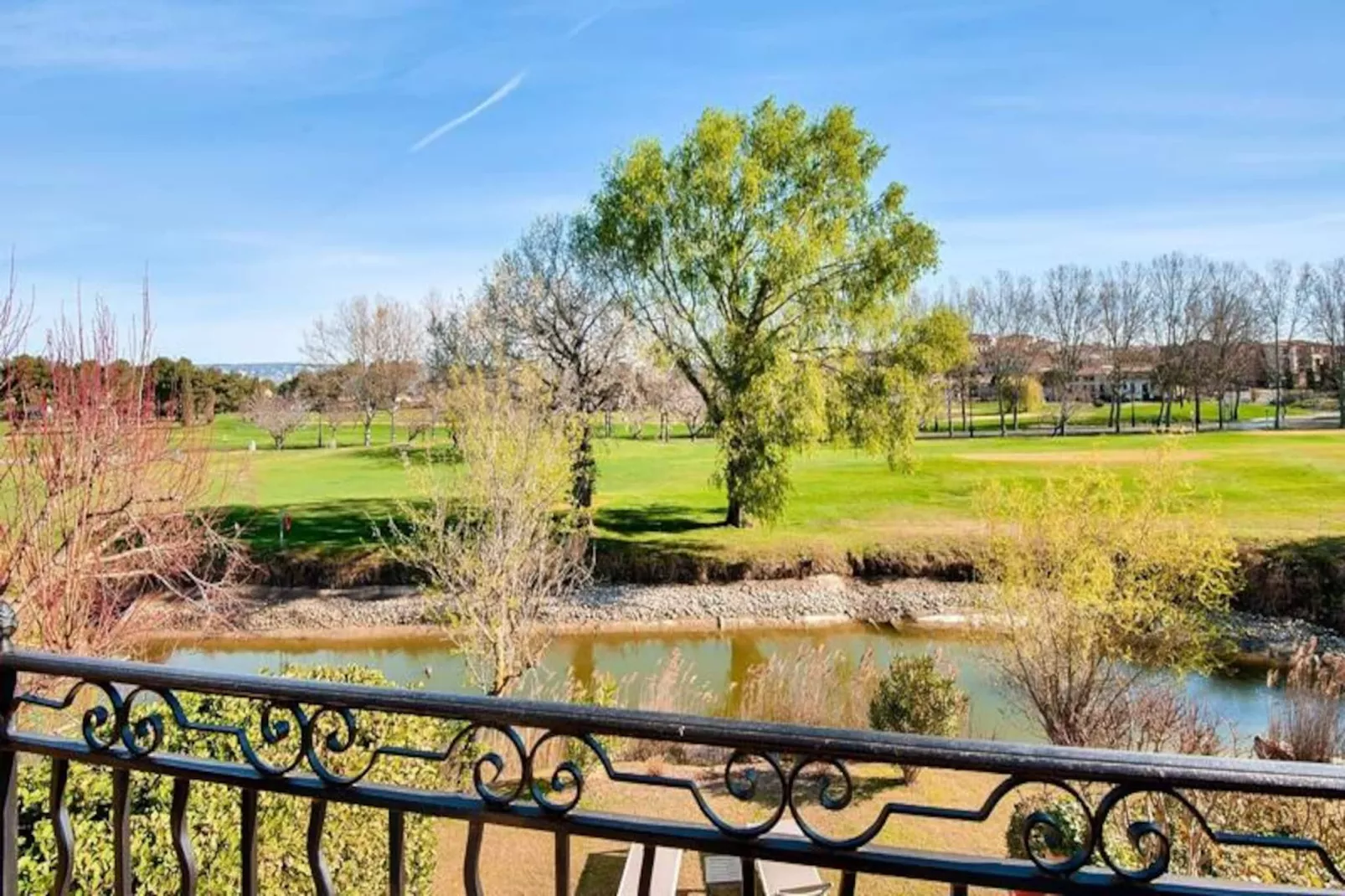 Les Mas et Villas de Pont Royal en Provence - maeva Home-Image-tags.