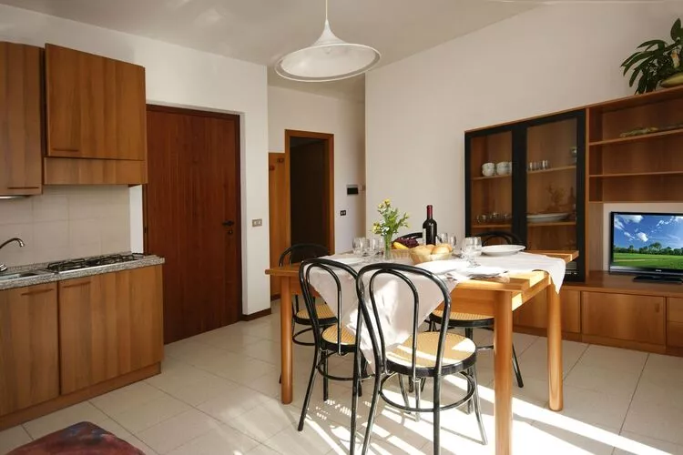 Residence La Rotonda, Tignale-bilo A4-Kitchen