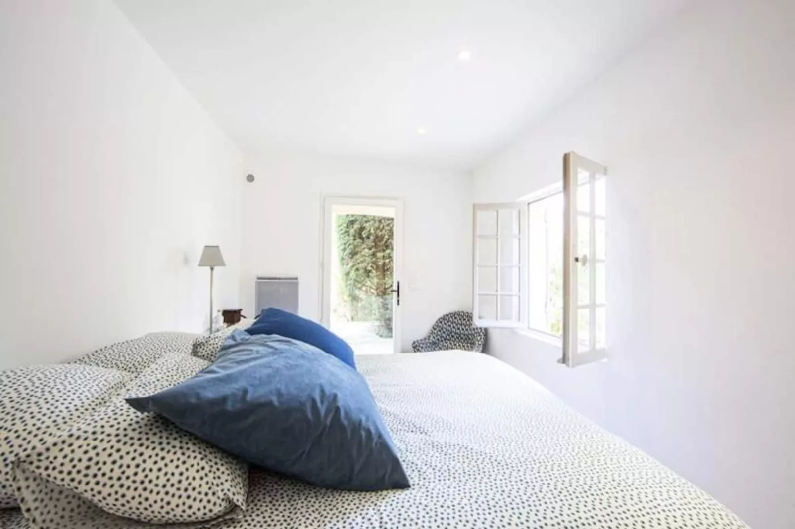 Résidence Grande Villa Proven&ccedil;ale Piscine Dans Un &eacute;crin De Verdure ❤live In Cannes❤-Image-tags.