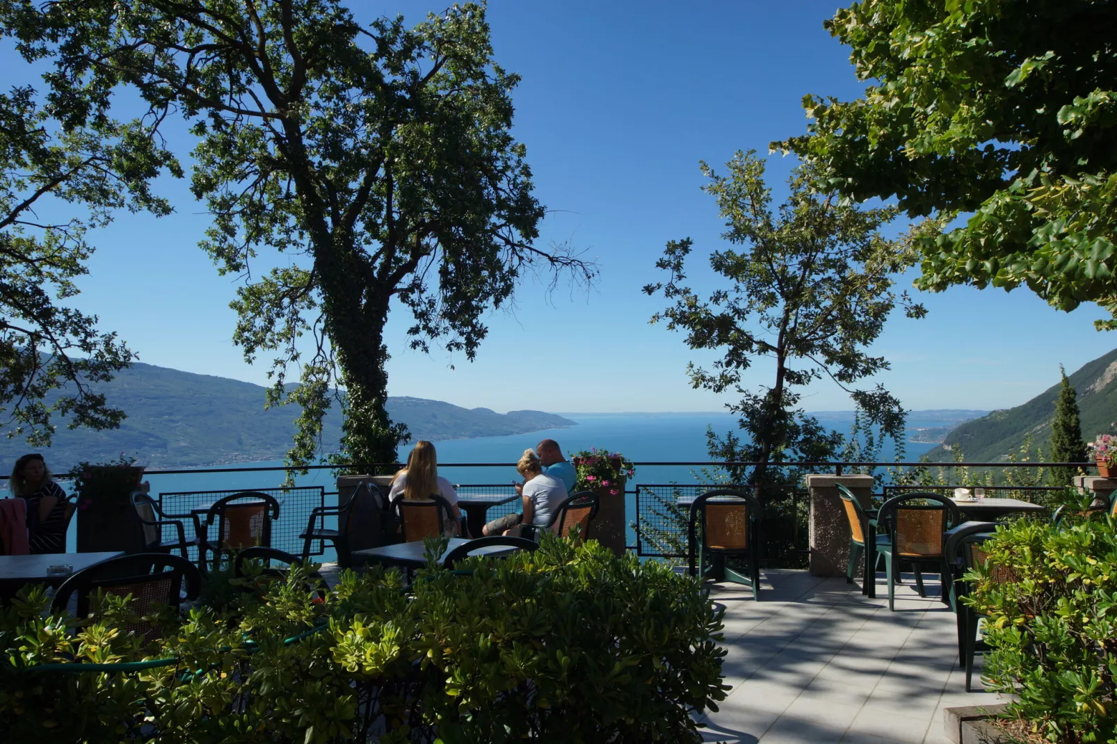 Residence La Rotonda, Tignale-trilo B6-View summer