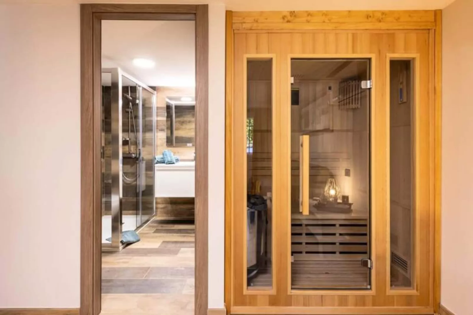 06ak1 - Villa 4 Chambres, Piscine Et Sauna-Image-tags.