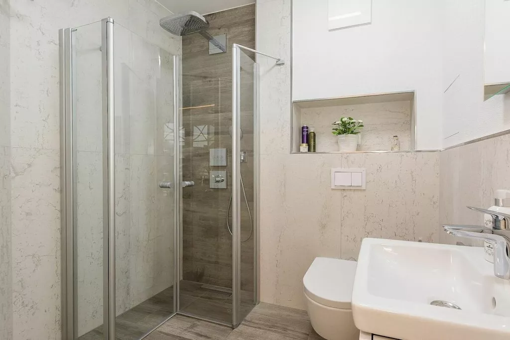 215148-Nicht zugeordnet